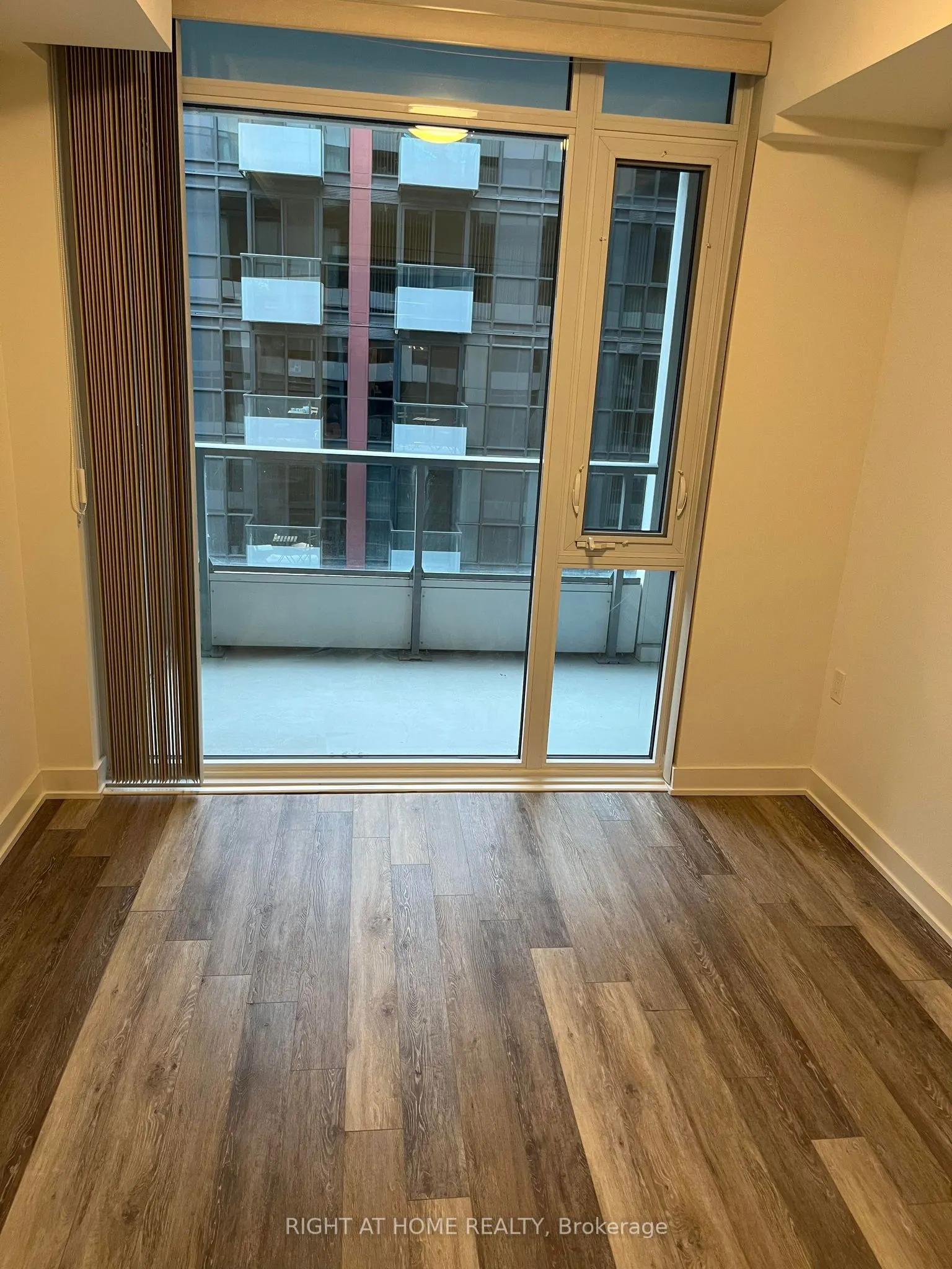 576 Front Street W, #726