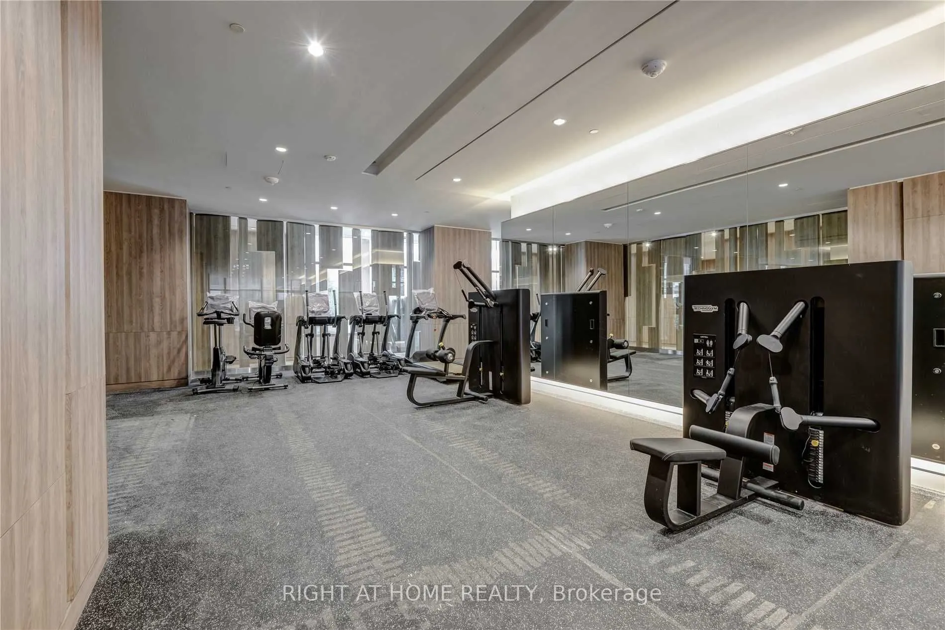 576 Front Street W, #726