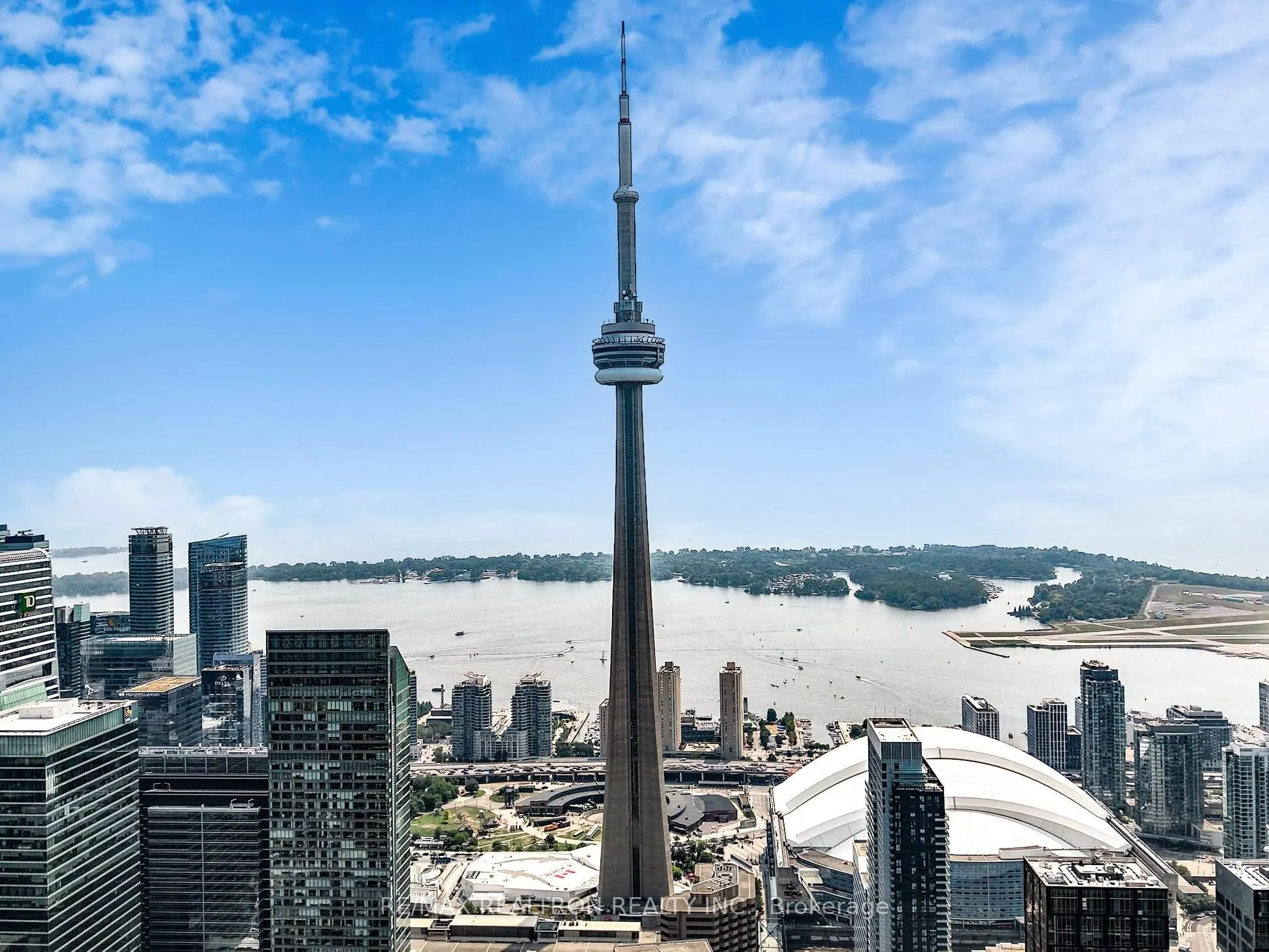 318 Richmond Street W, #2201