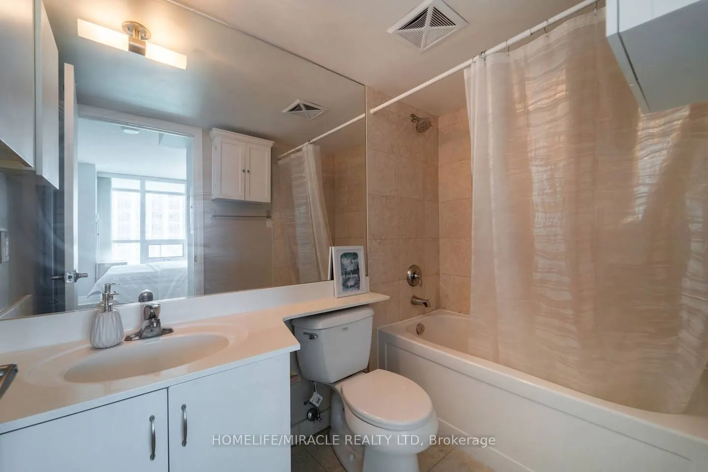 215 Fort York Boulevard, #502