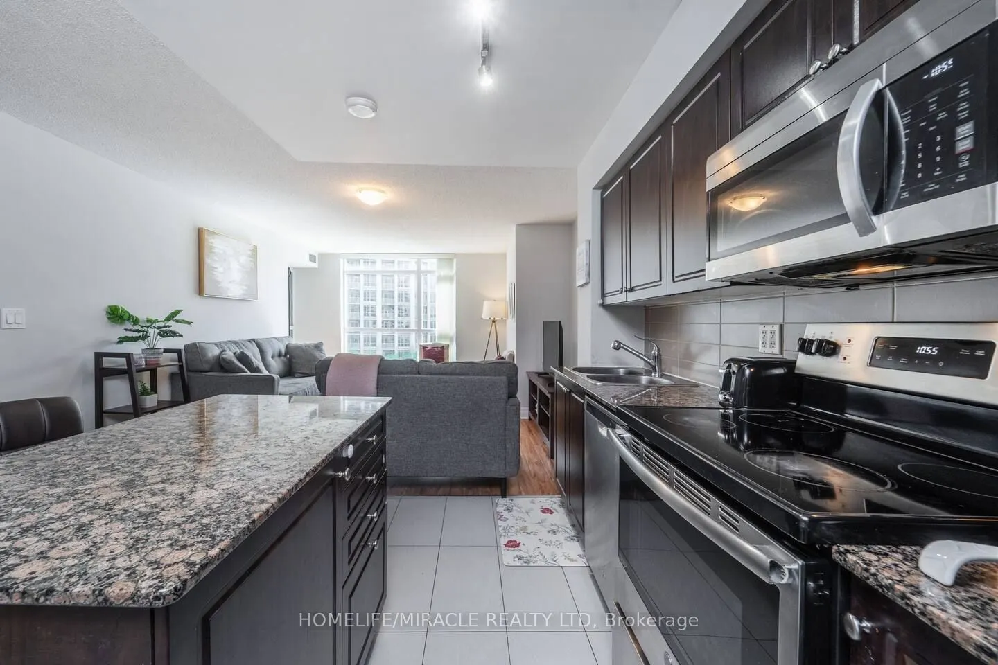 215 Fort York Boulevard, #502
