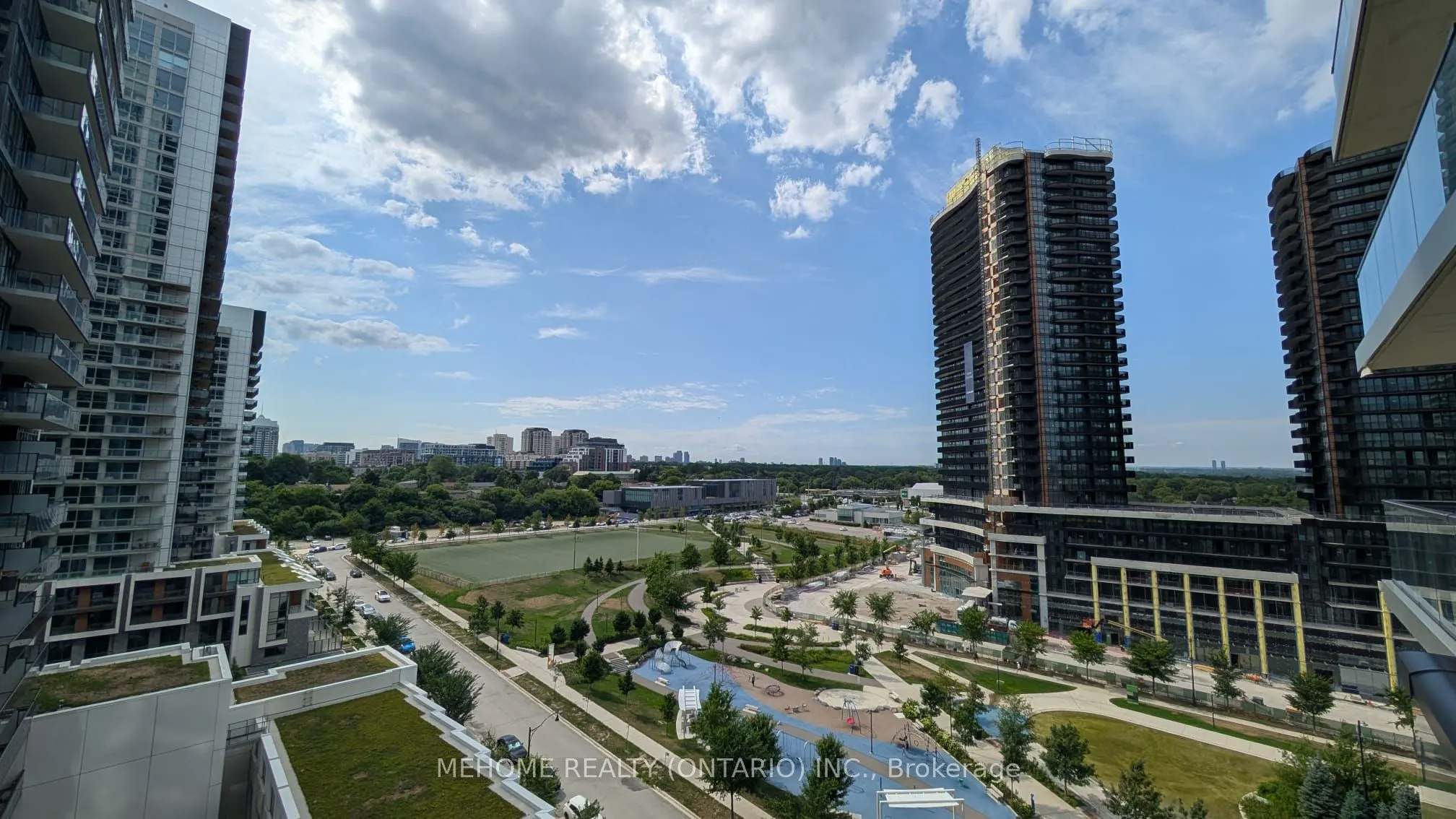 95 Mcmahon Drive, #1208