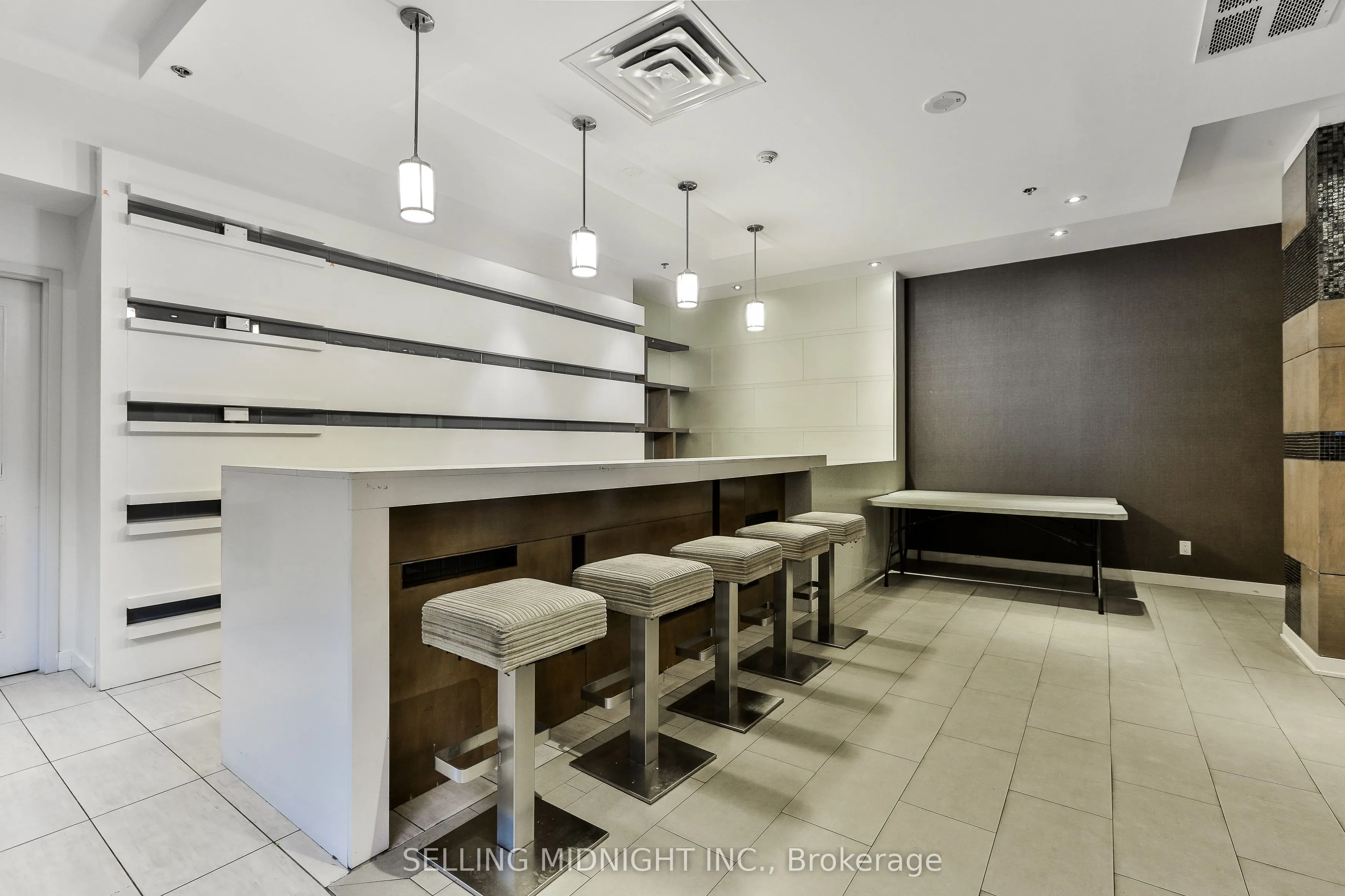 80 Western Battery Road, #1112