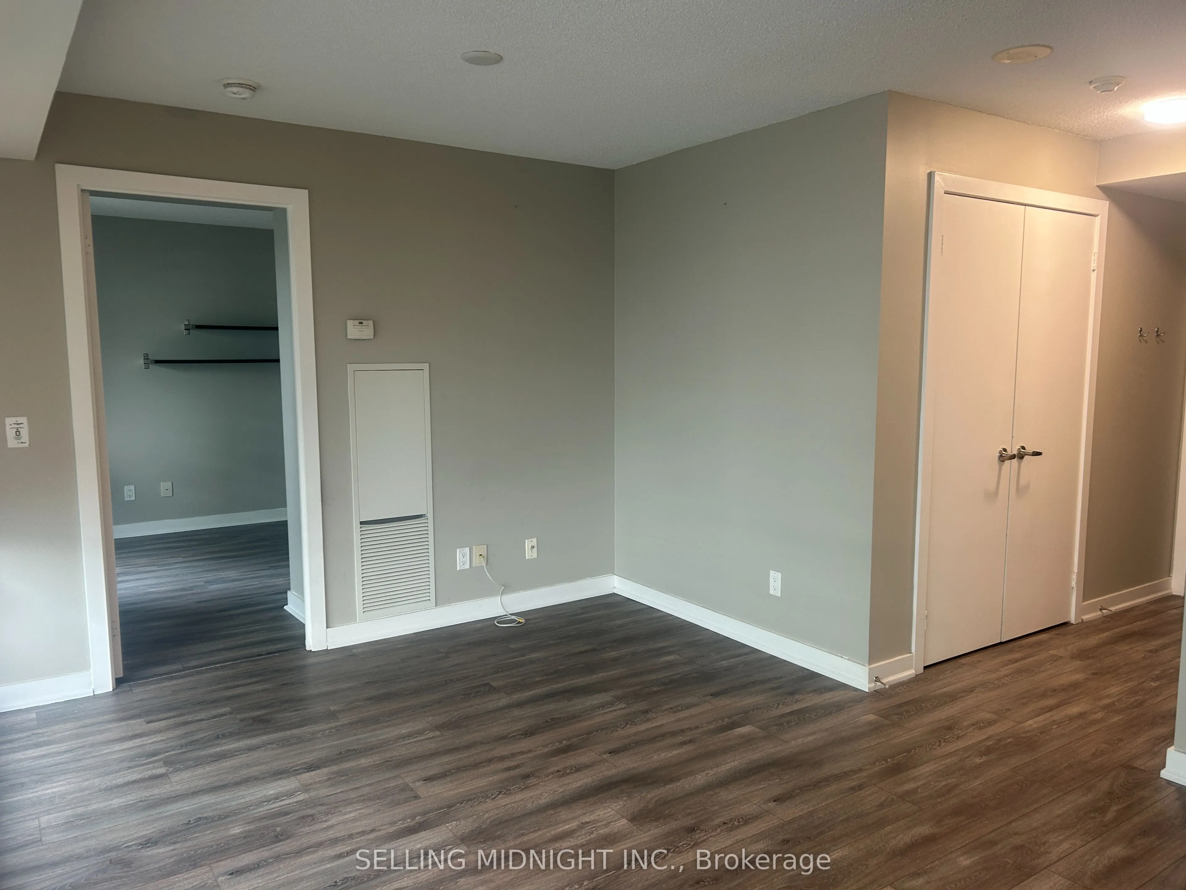 80 Western Battery Road, #1112