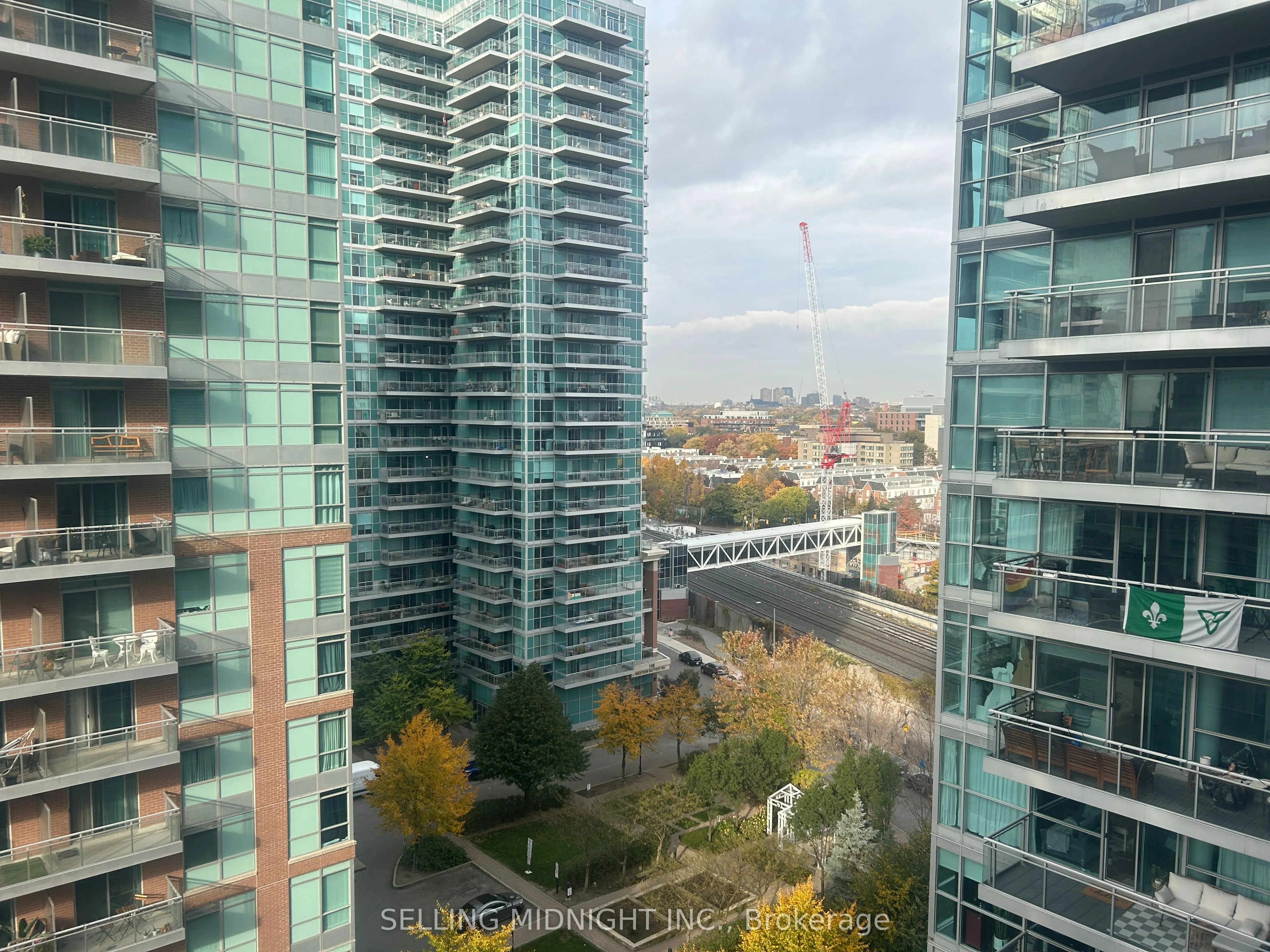 80 Western Battery Road, #1112