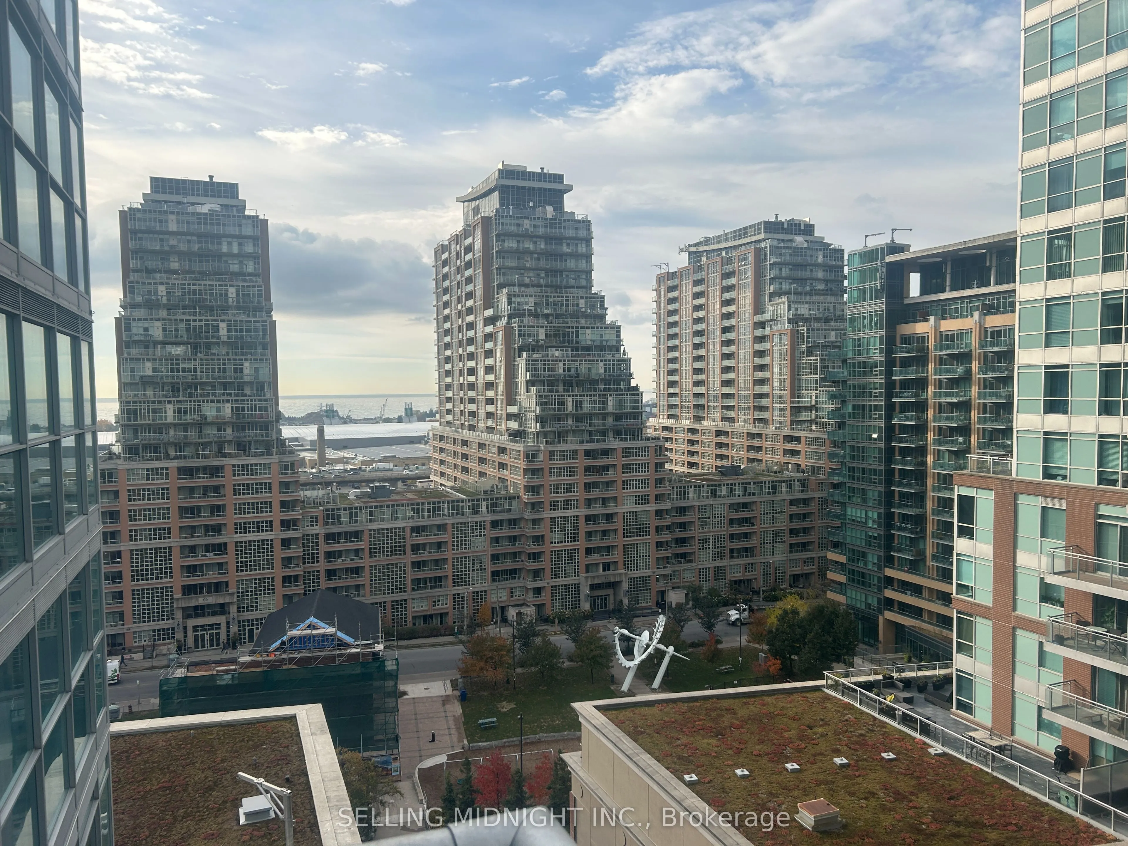 80 Western Battery Road, #1112