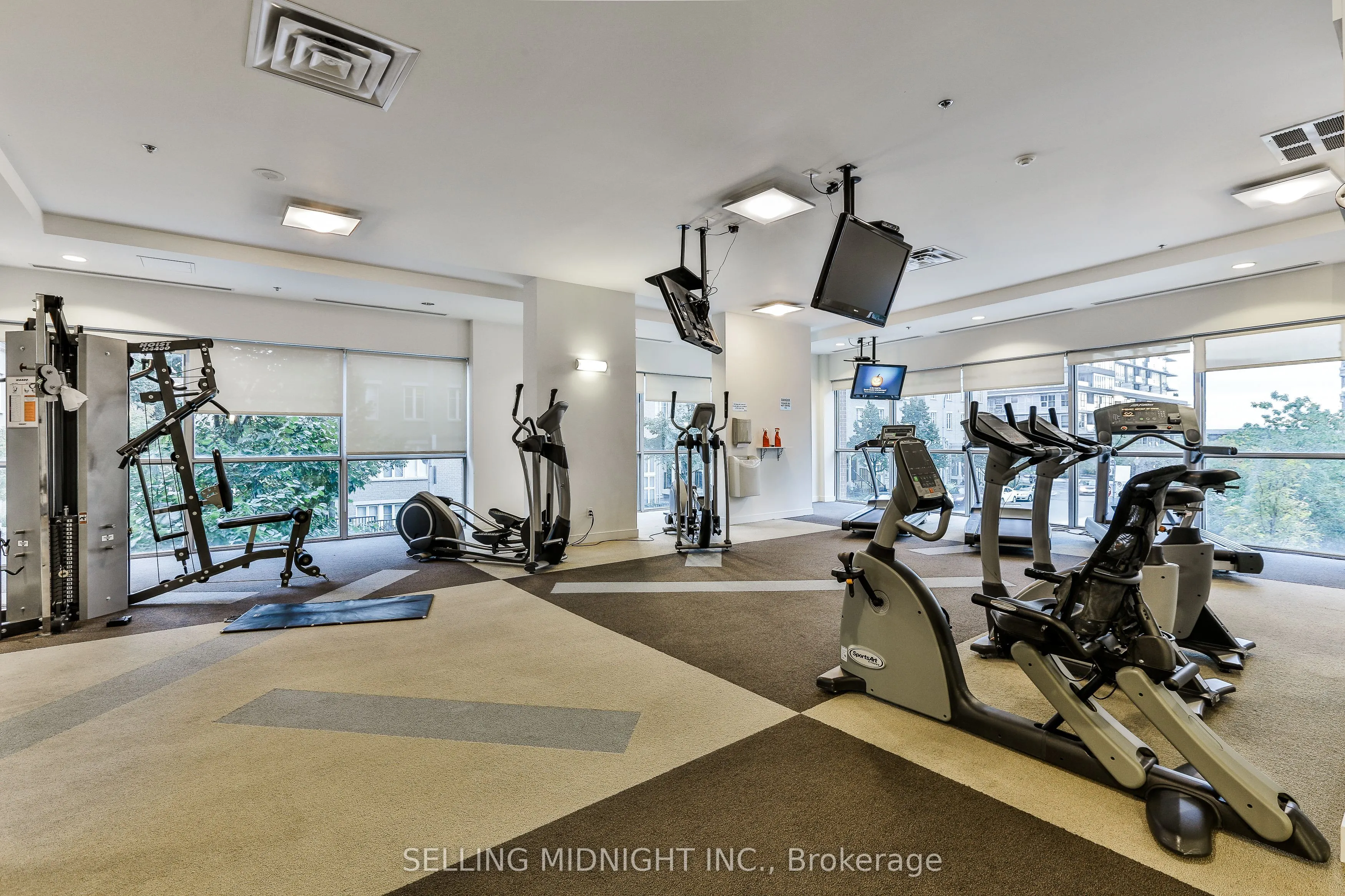 80 Western Battery Road, #1112