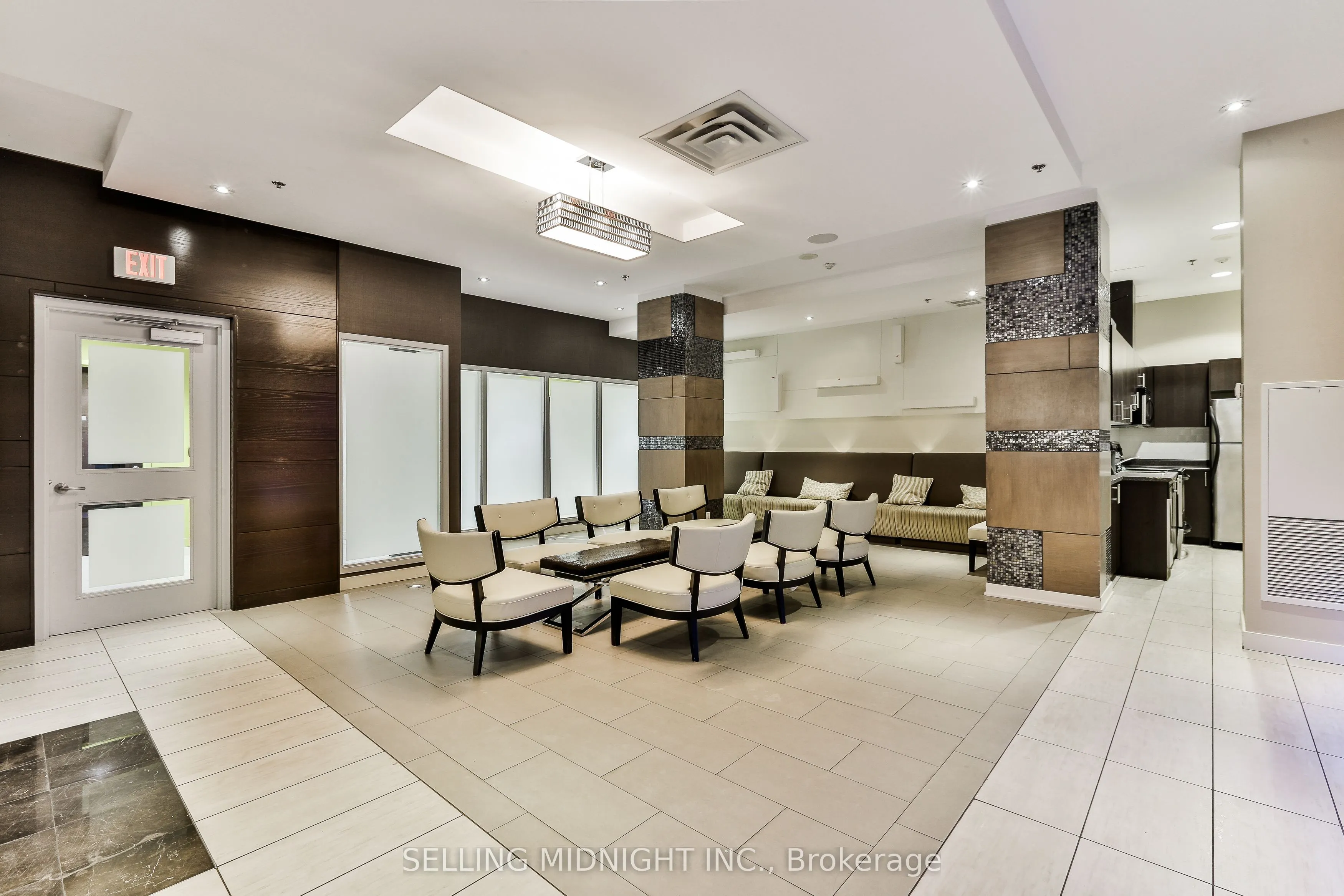 80 Western Battery Road, #1112