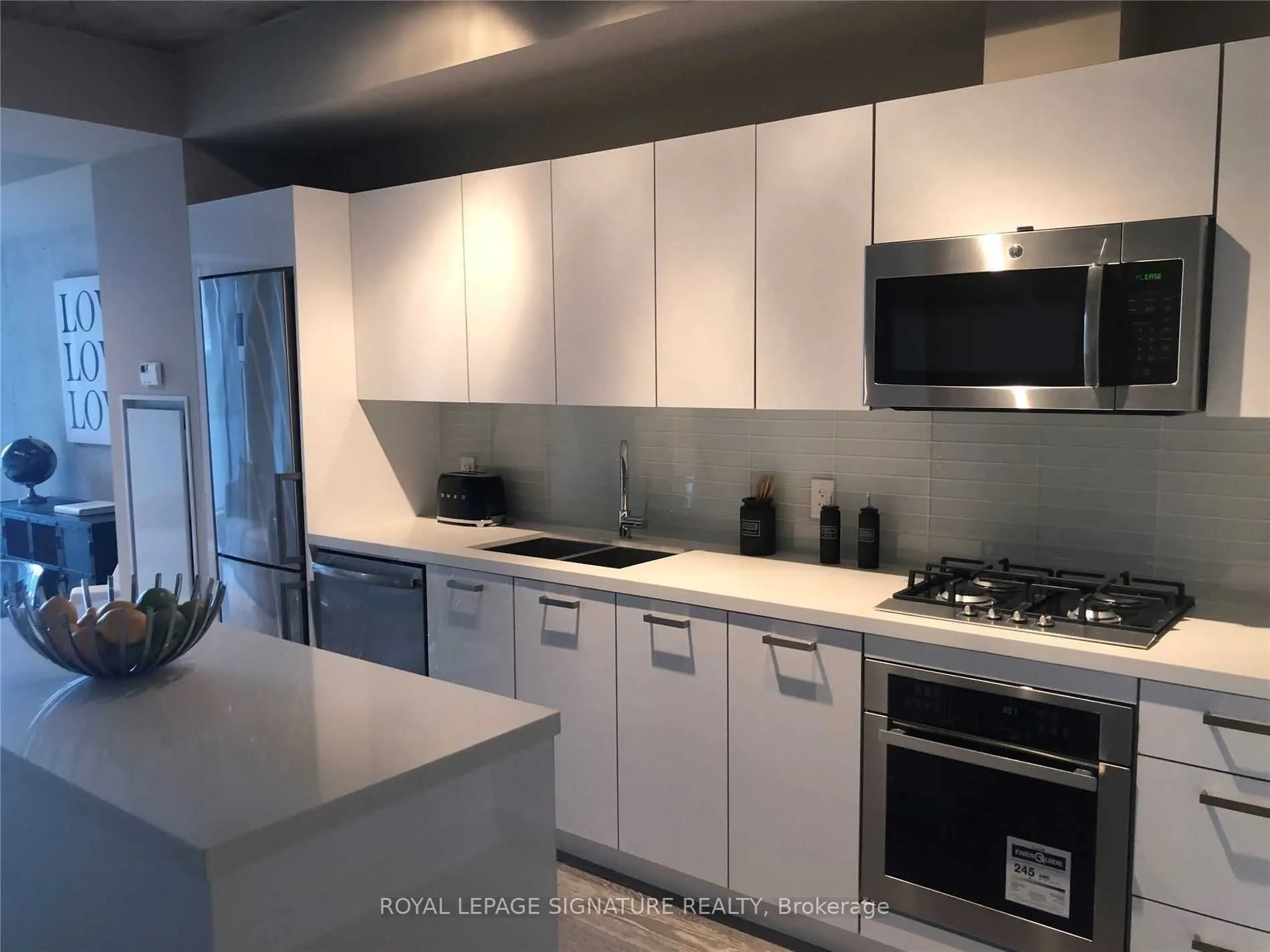 608 Richmond Street, #417