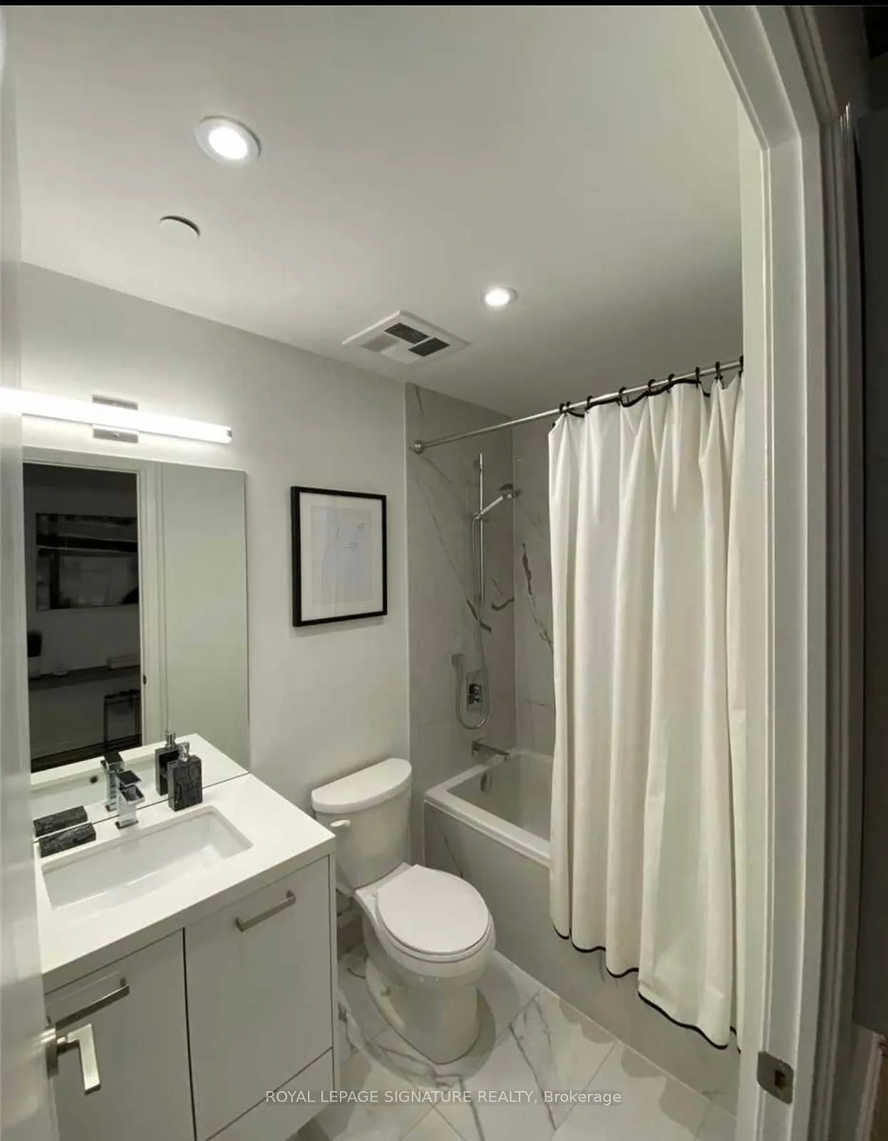 608 Richmond Street, #417