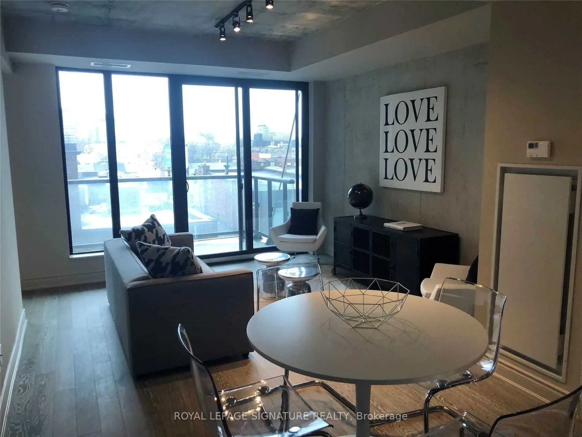 608 Richmond Street, #417