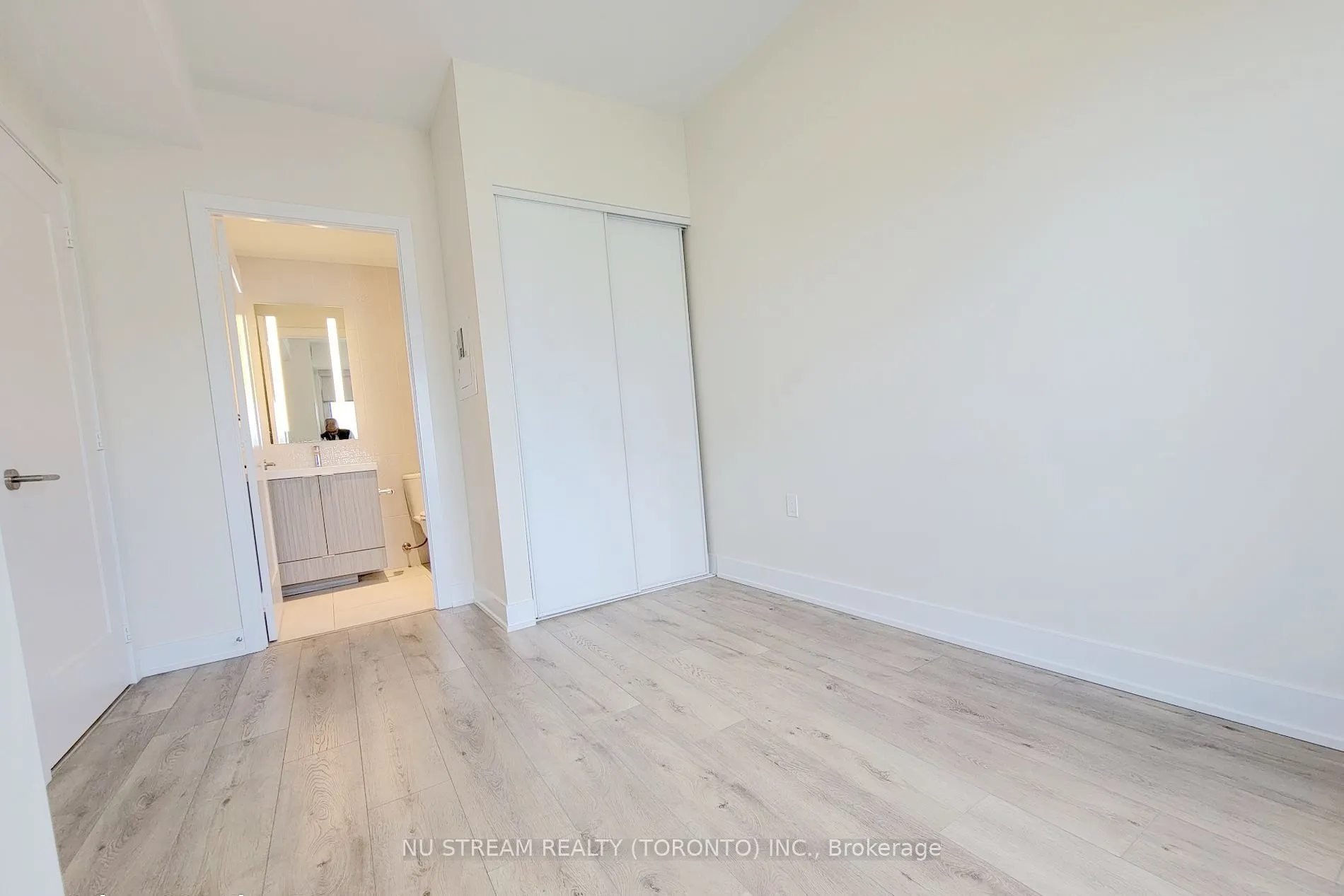 575 Bloor Street E, #3609