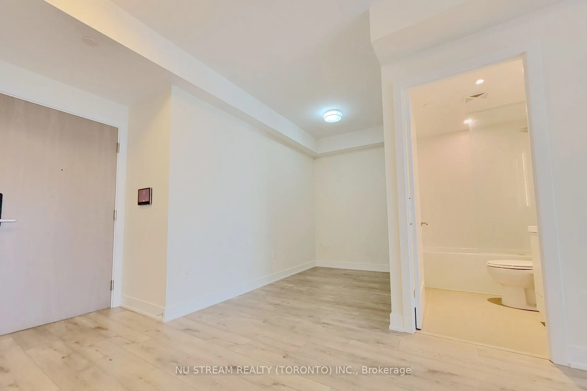 575 Bloor Street E, #3609