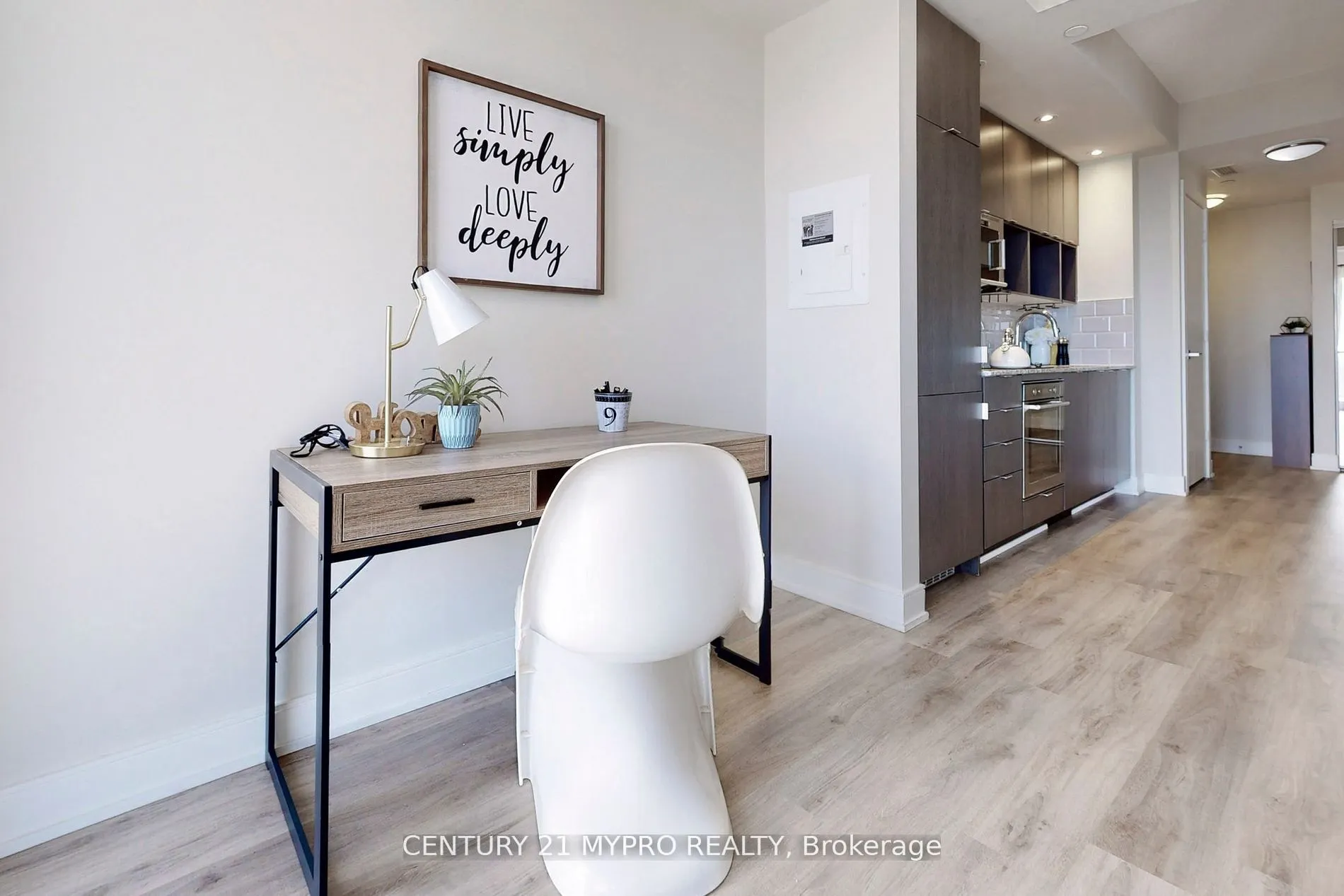 89 Mcgill Street, #2407
