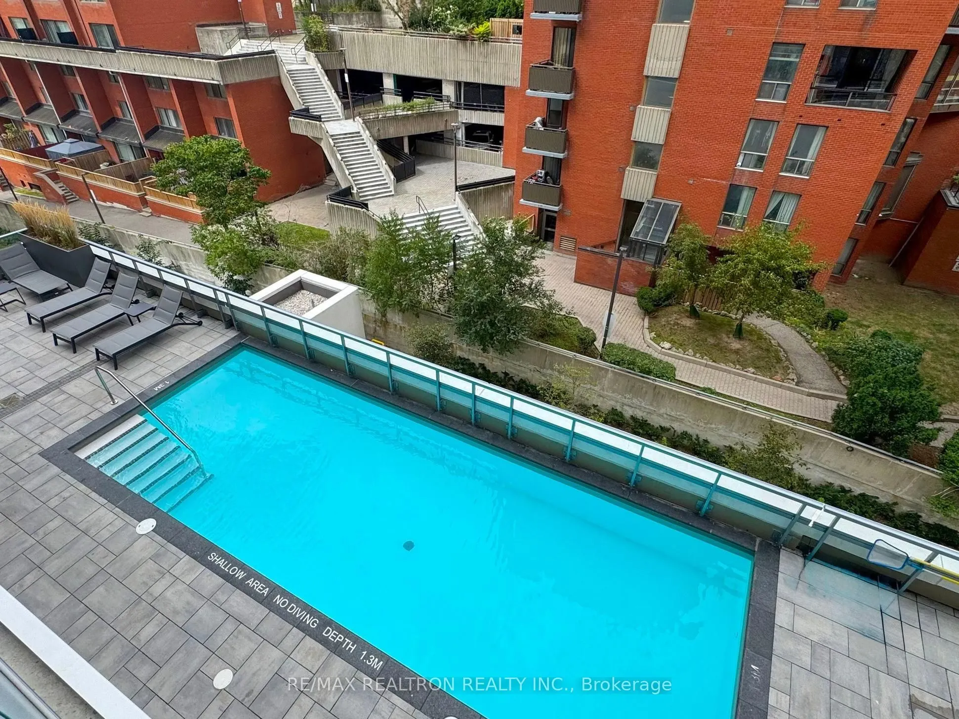 50 Dunfield Avenue, #518