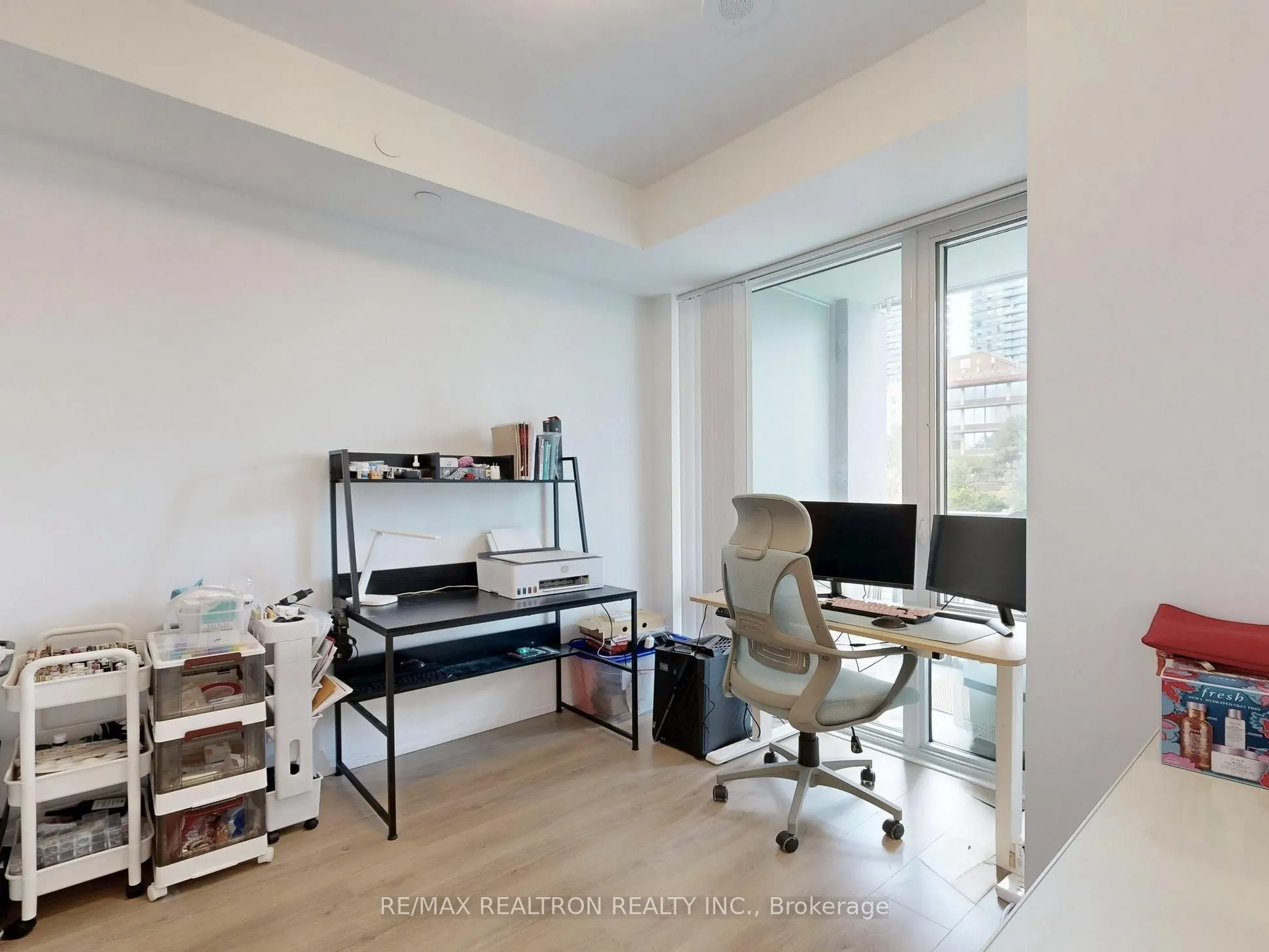 50 Dunfield Avenue, #518