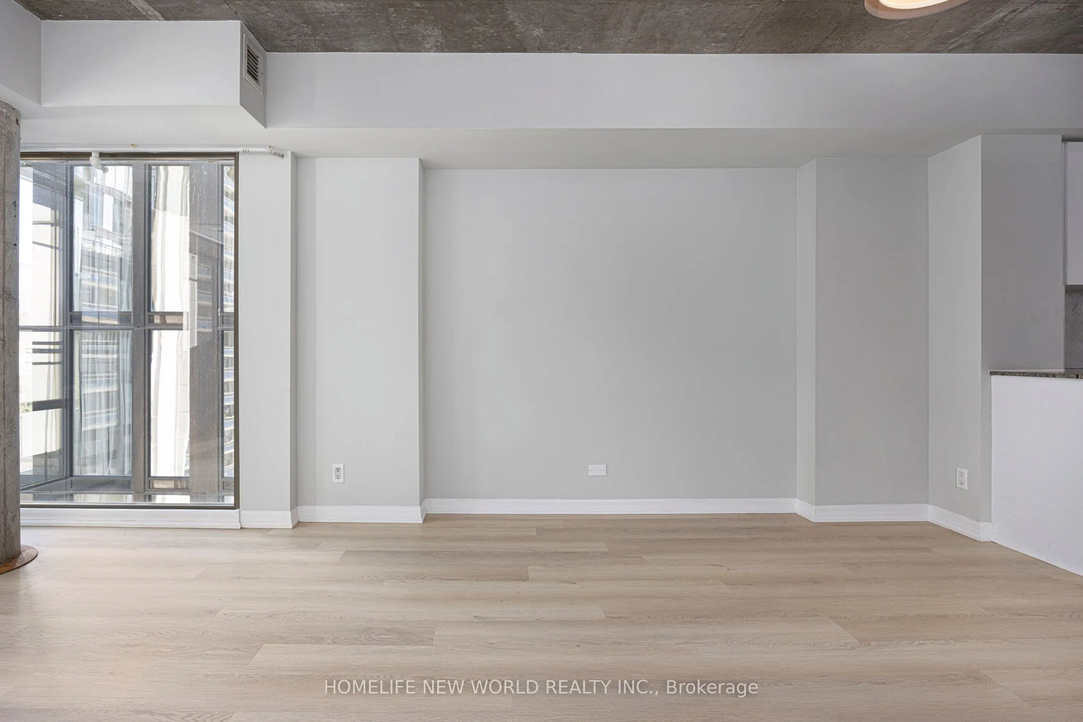 22 Wellesley Street E, #1108