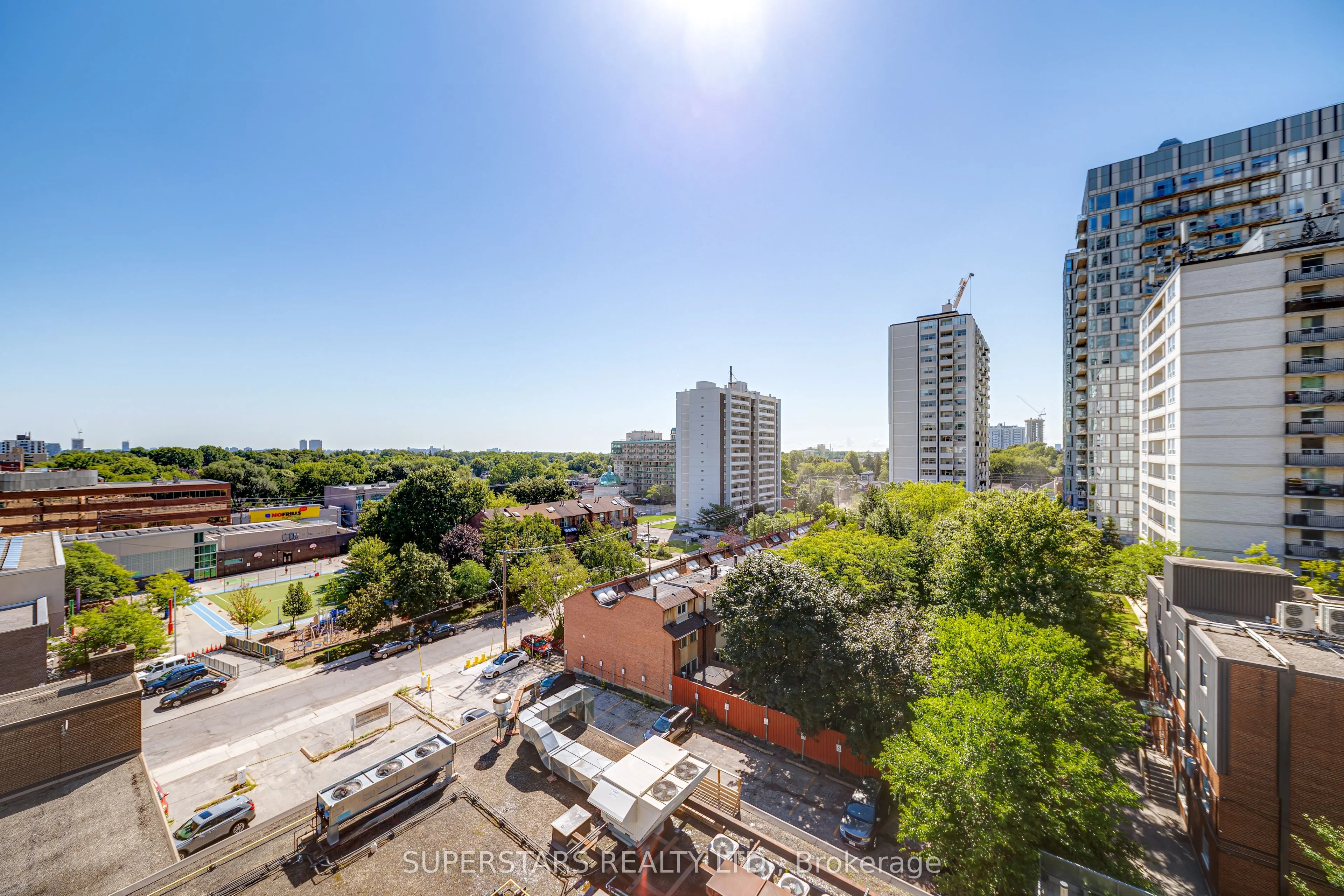 125 Redpath Avenue, #702