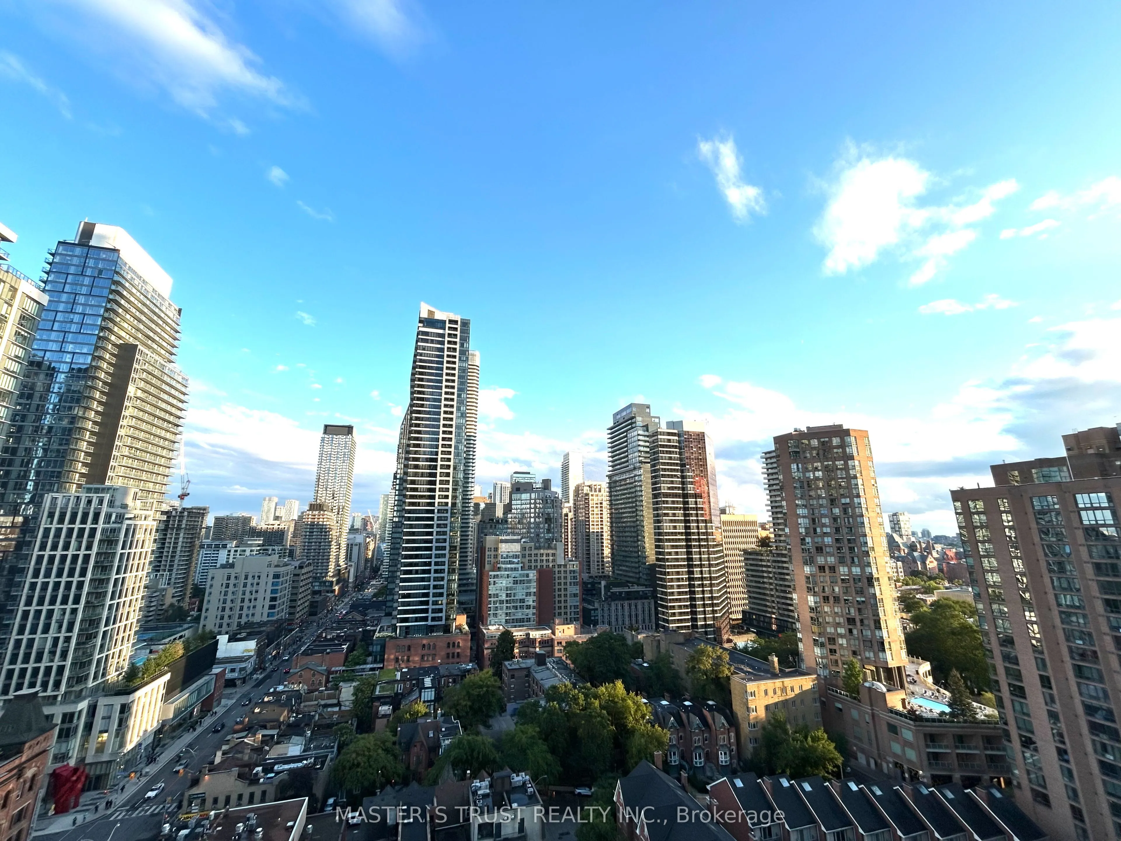 75 St Nicholas Street, #1702