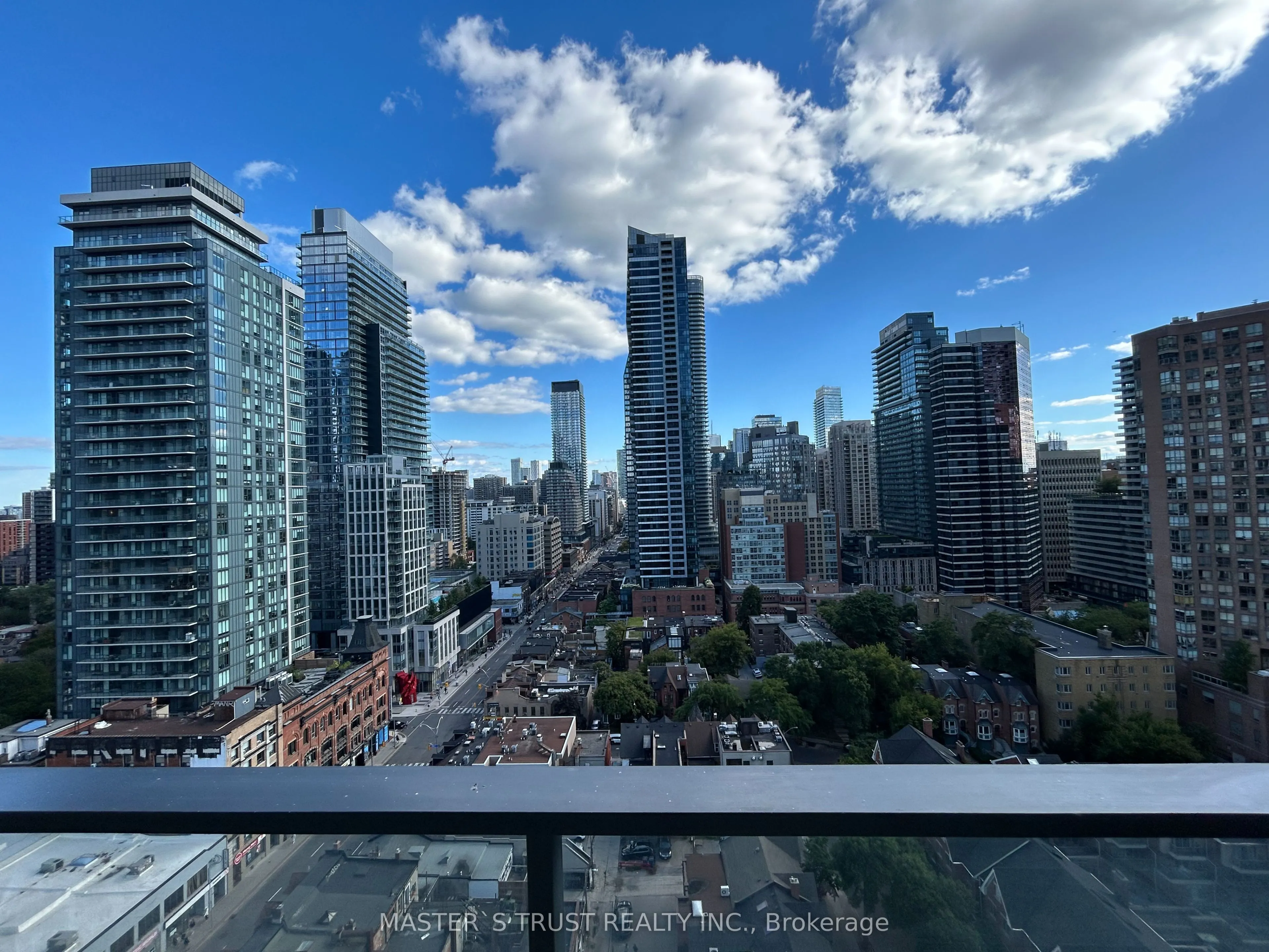 75 St Nicholas Street, #1702