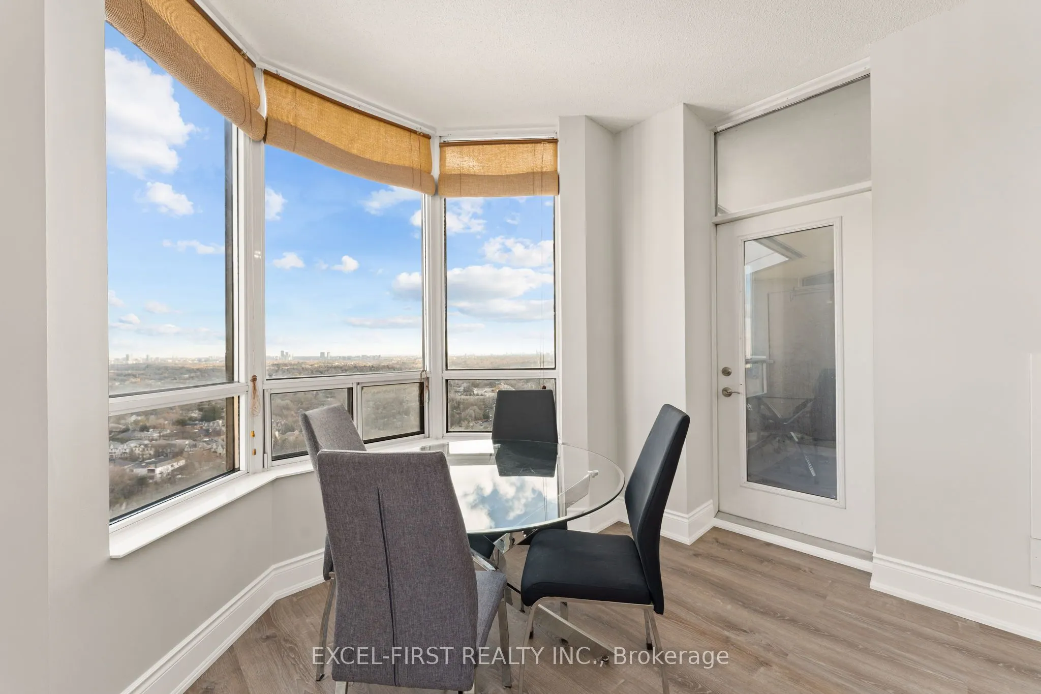 80 Harrison Garden Boulevard, #2718