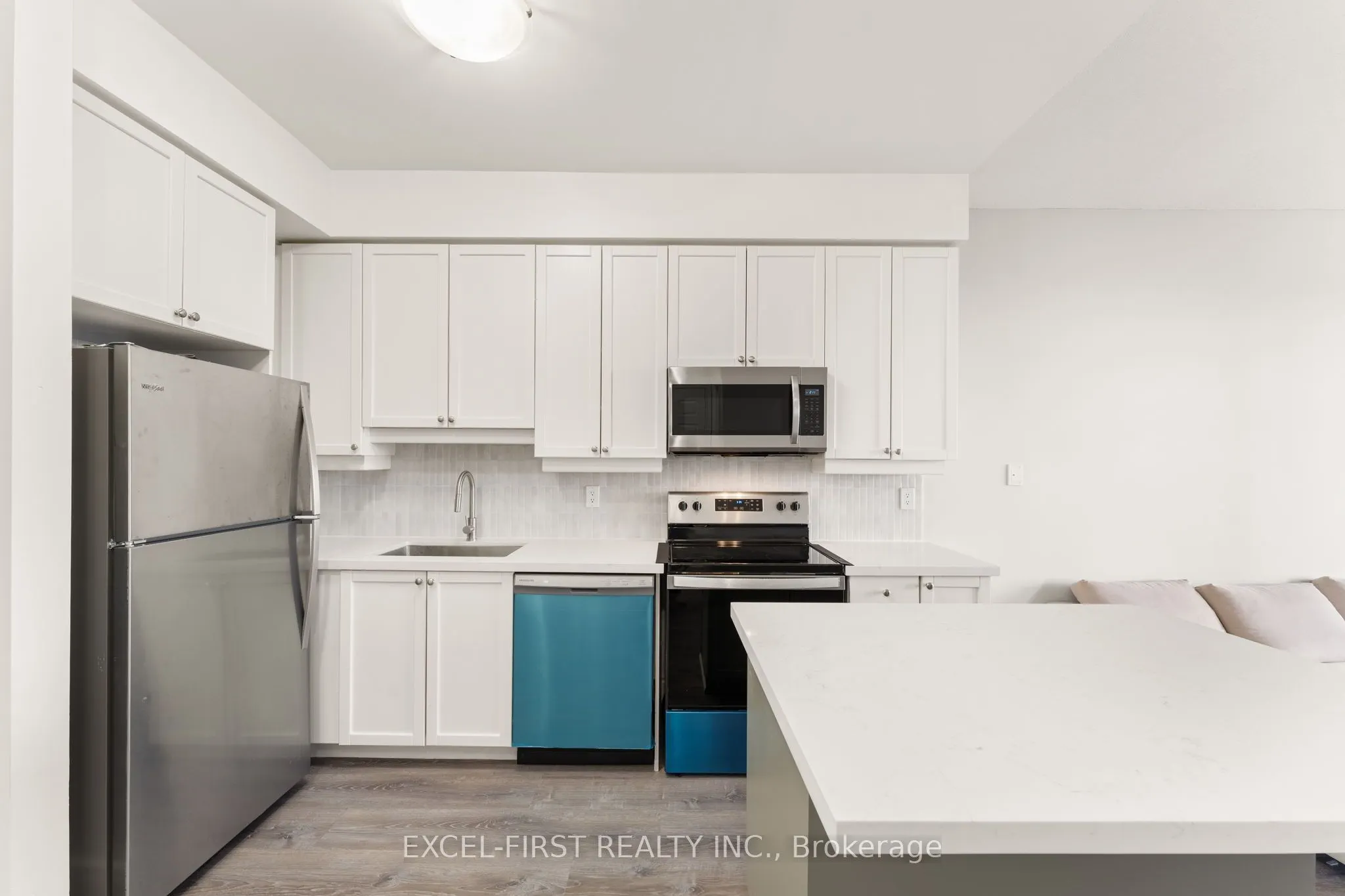 80 Harrison Garden Boulevard, #2718