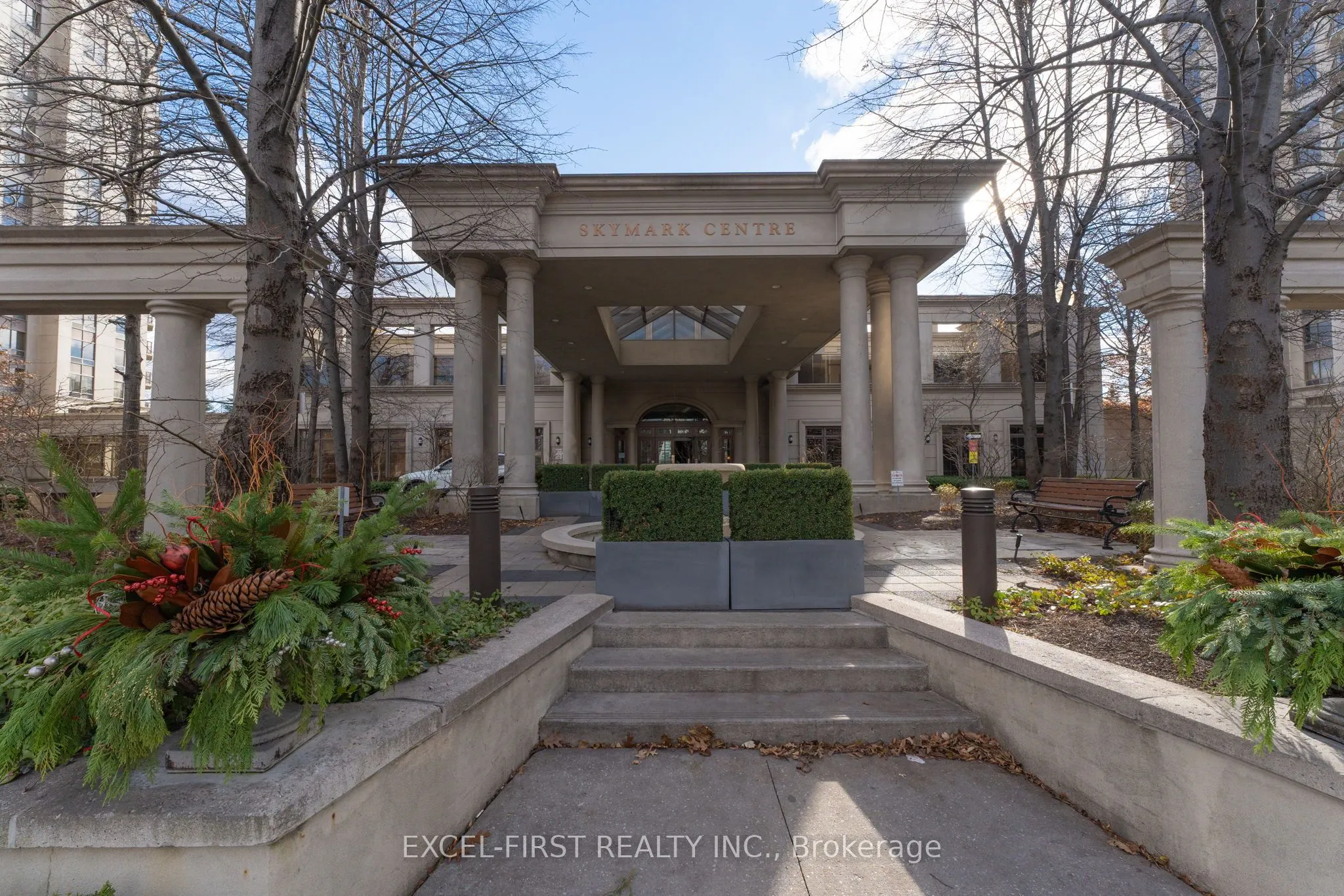 80 Harrison Garden Boulevard, #2718
