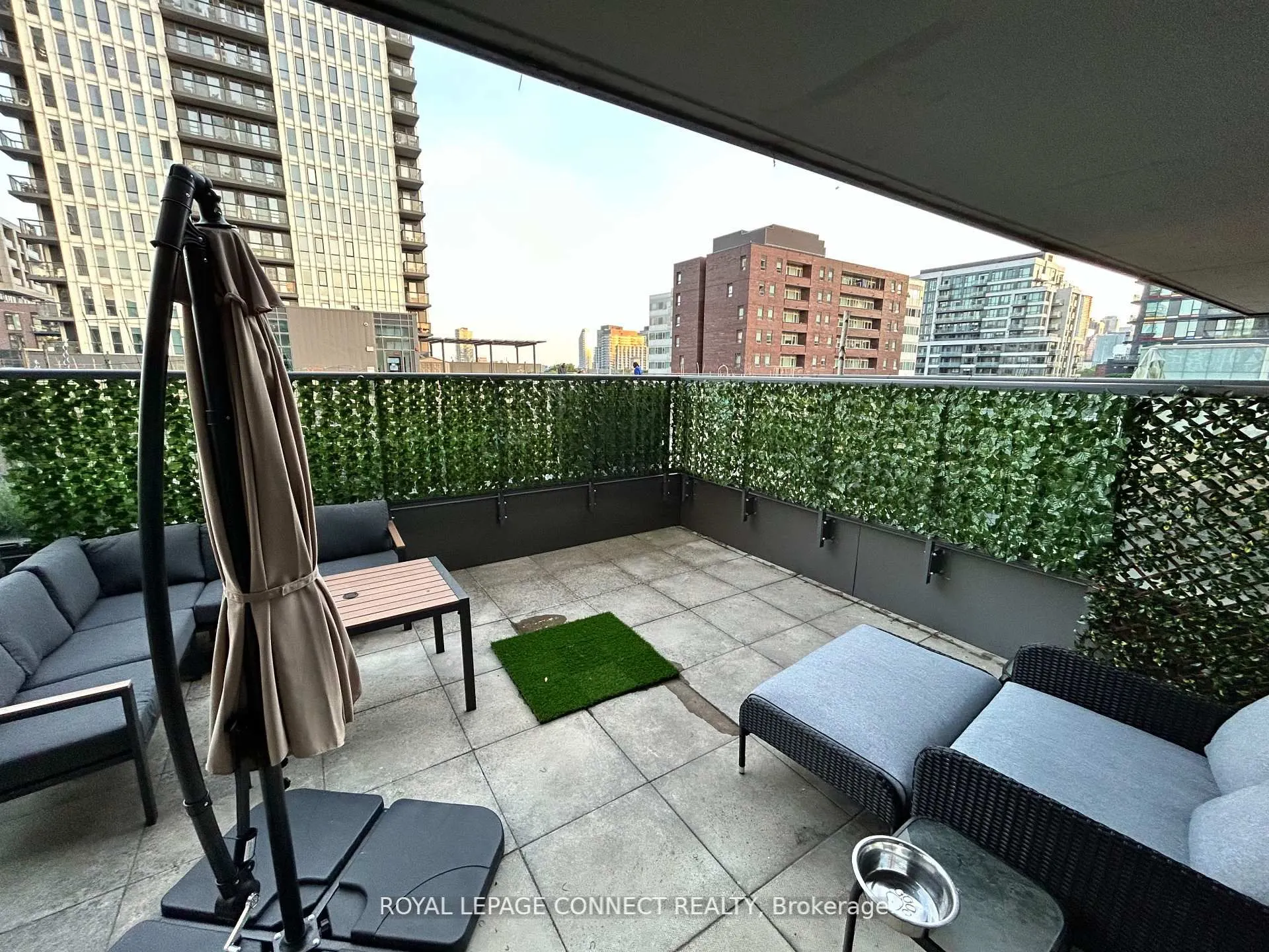 170 Sumach Street, #518