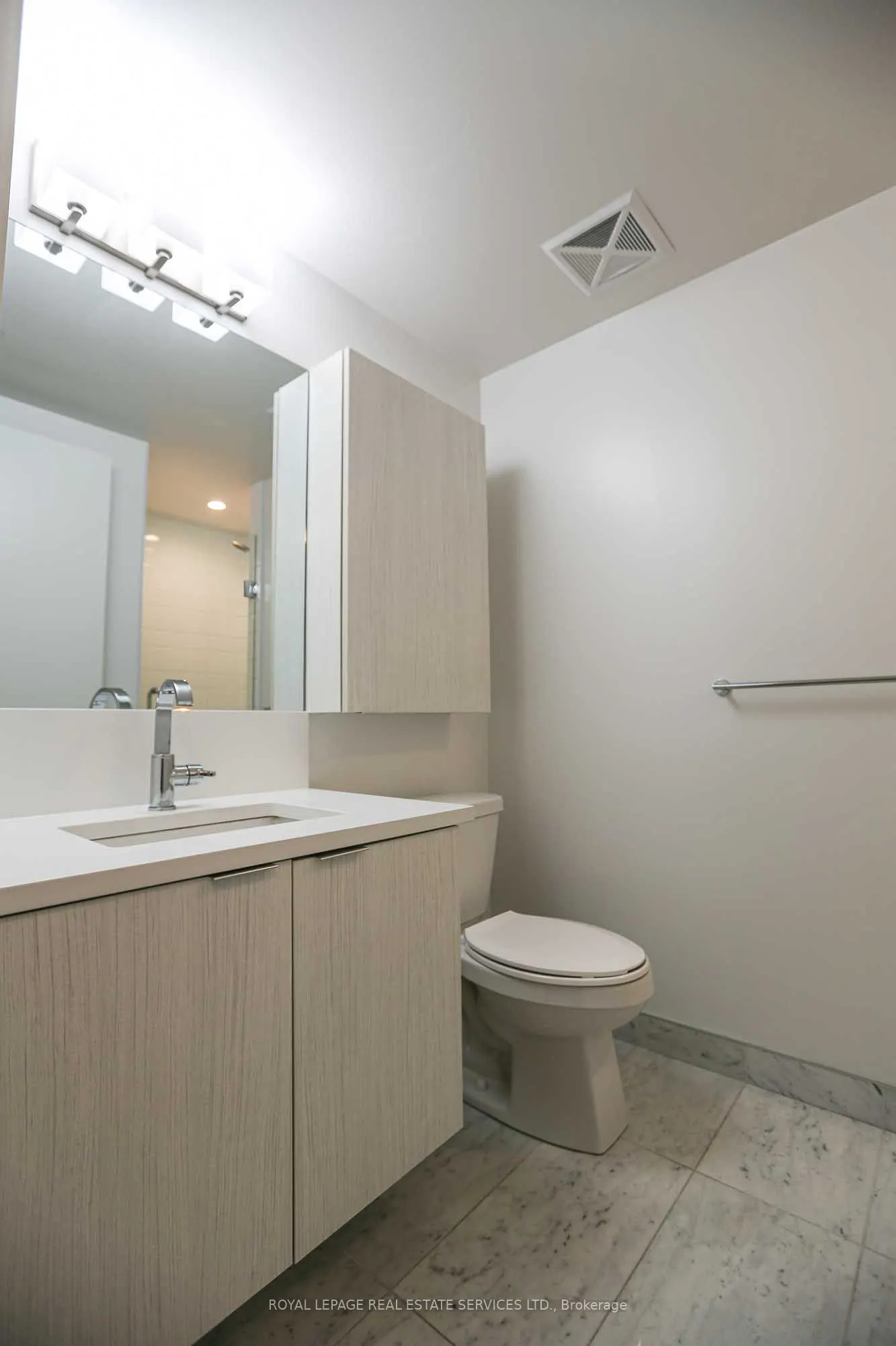 38 Iannuzi Street E, #1004