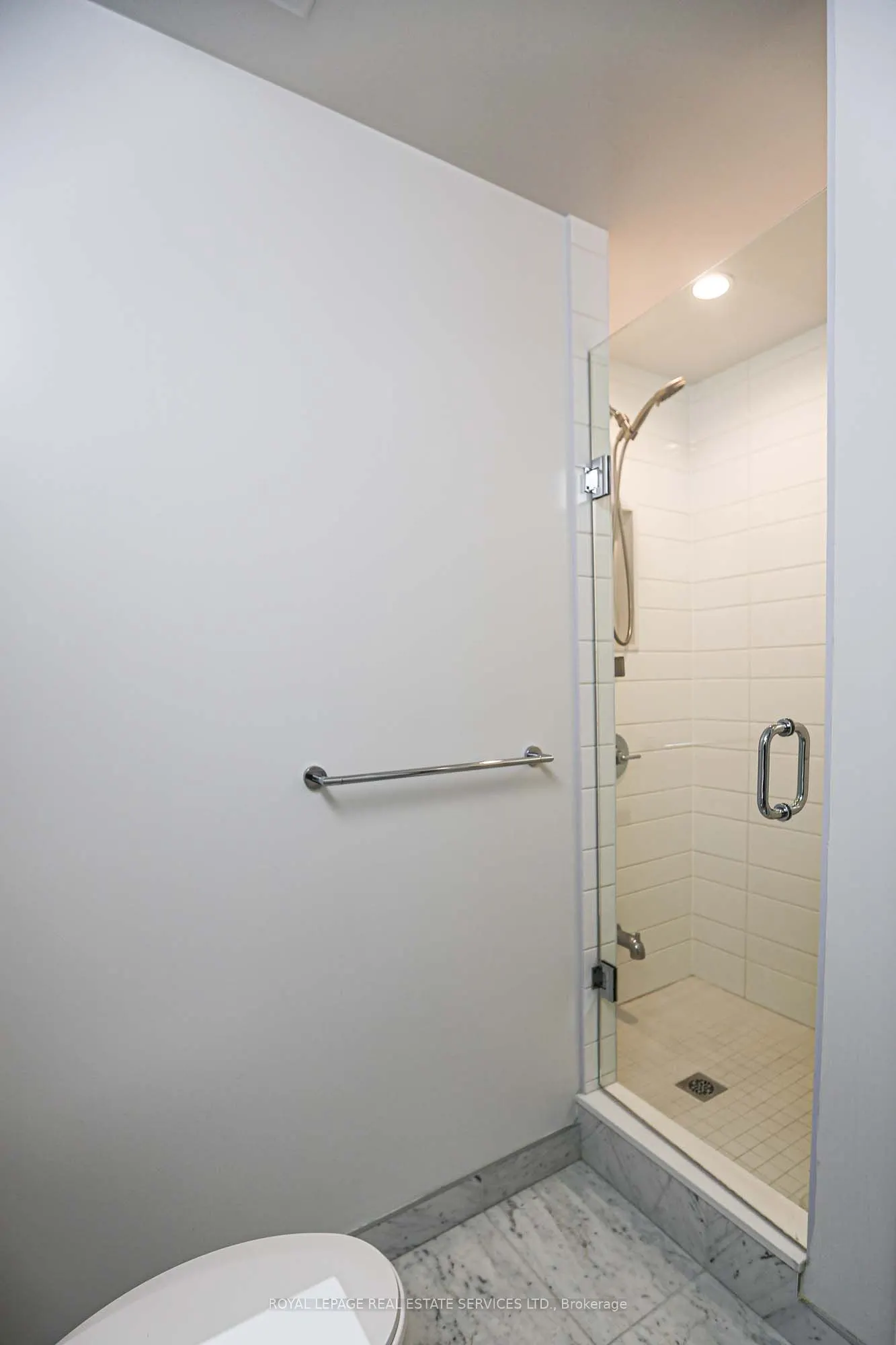 38 Iannuzi Street E, #1004
