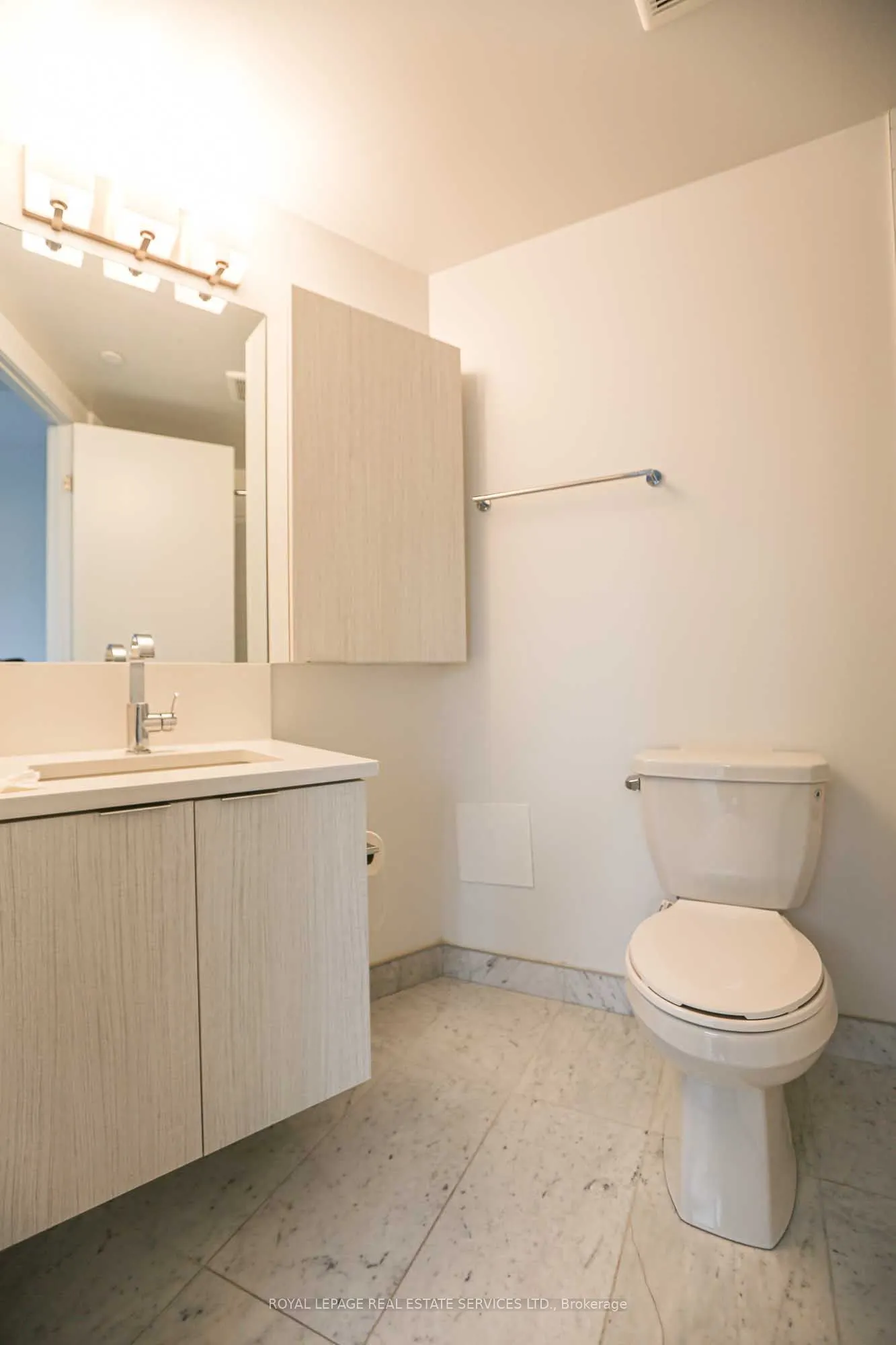 38 Iannuzi Street E, #1004