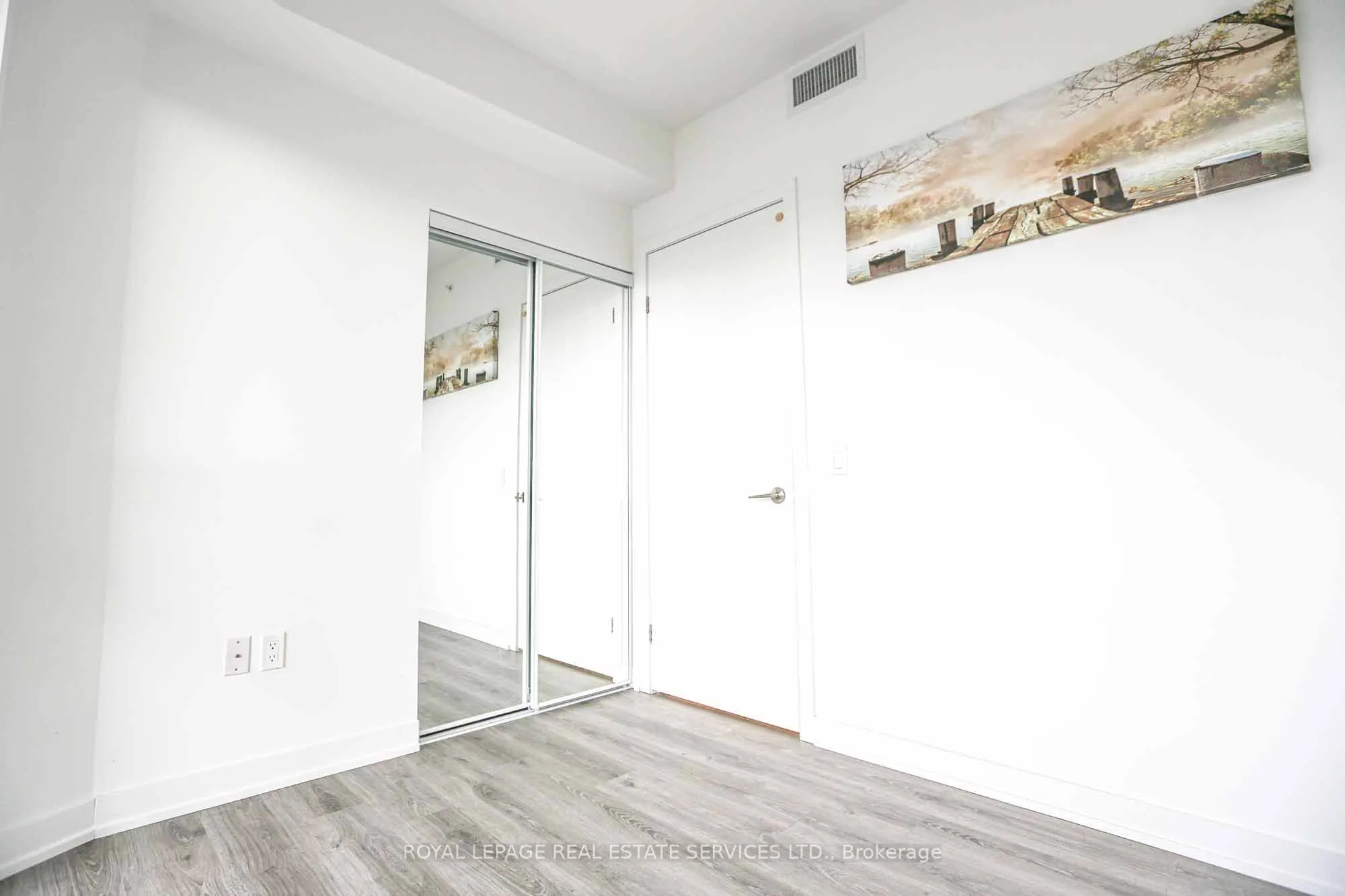 38 Iannuzi Street E, #1004