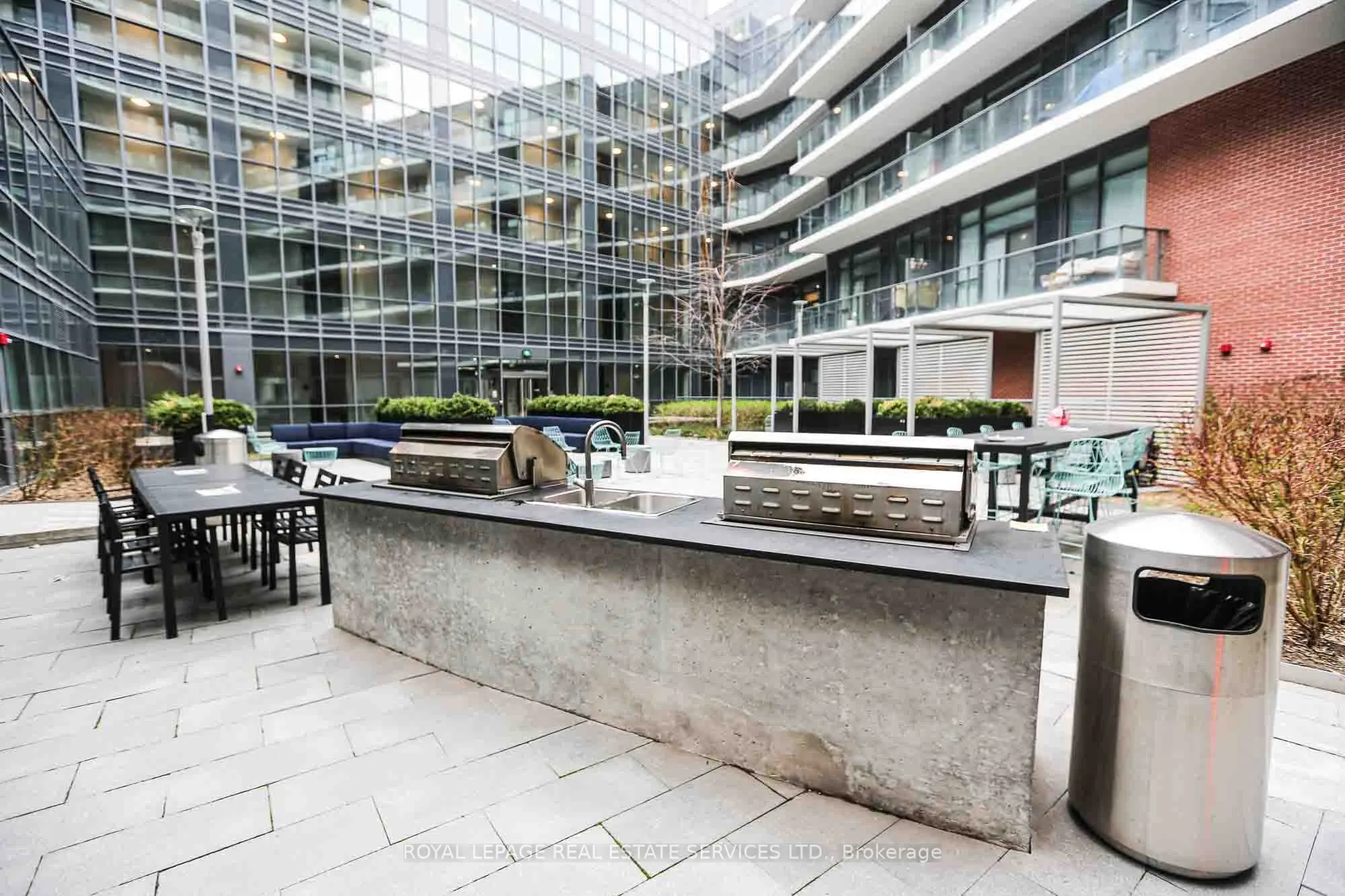 38 Iannuzi Street E, #1004