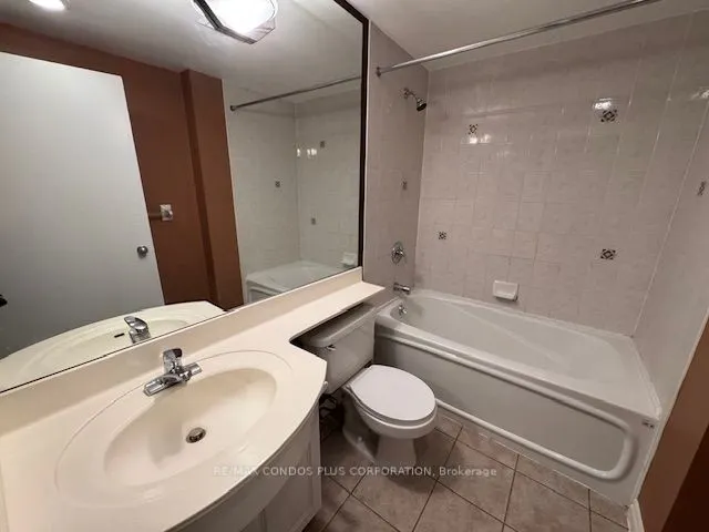 600 Queens Quay W, #Sph23