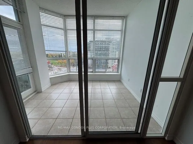 600 Queens Quay W, #Sph23