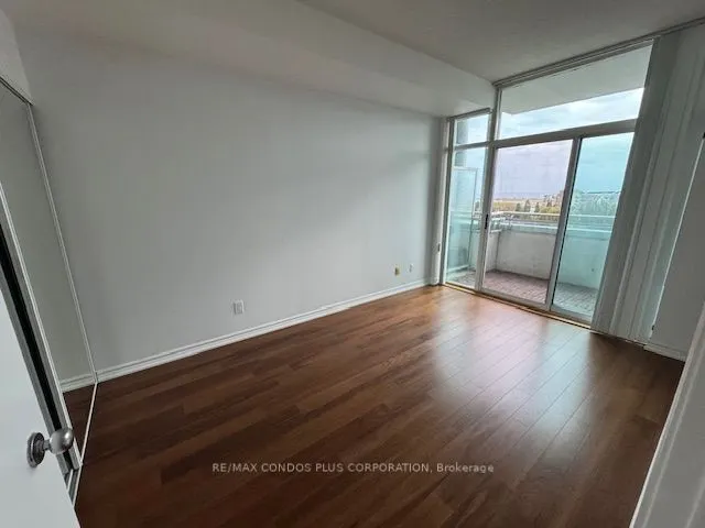 600 Queens Quay W, #Sph23