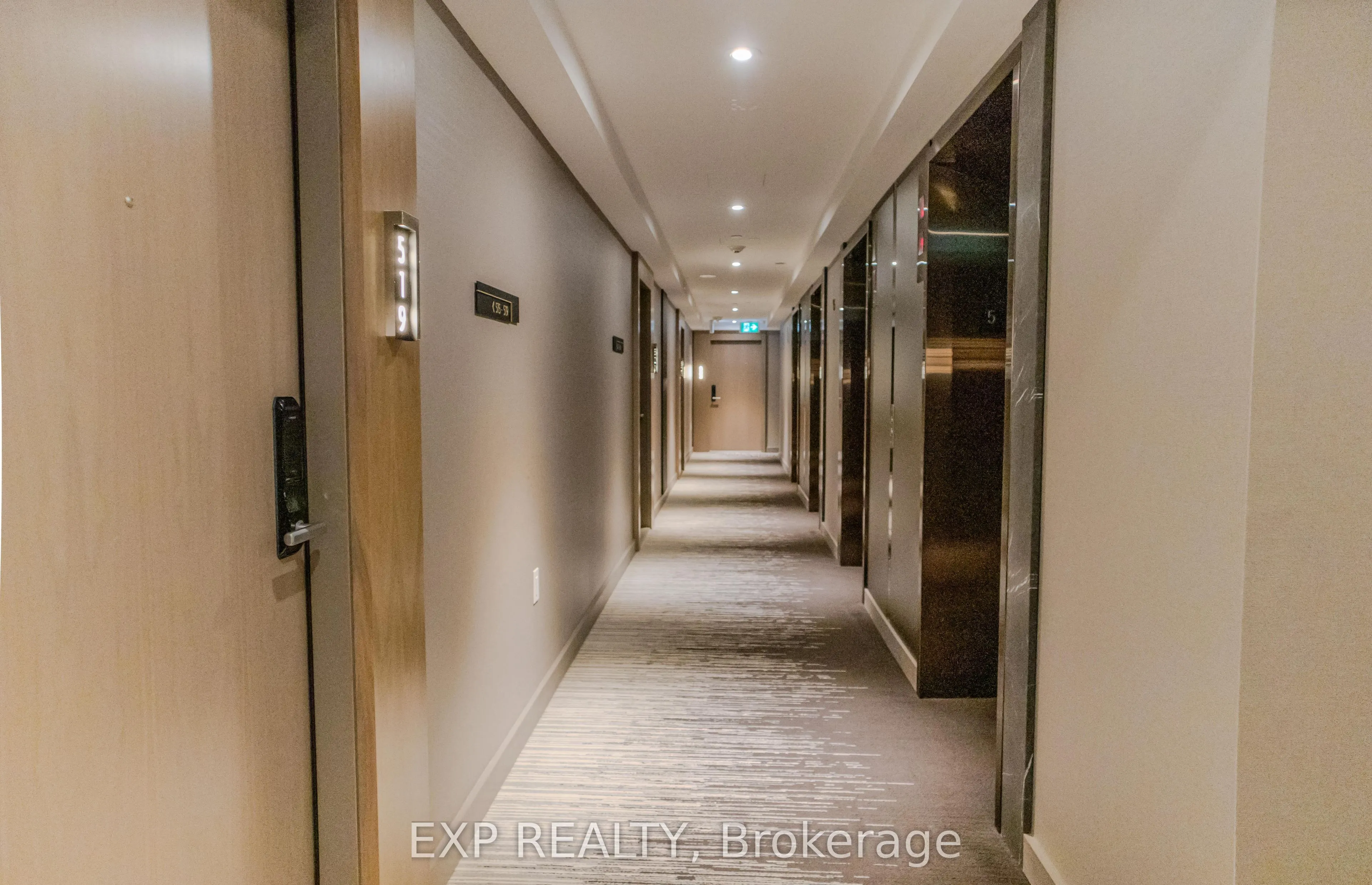 585 Bloor Street E, #519