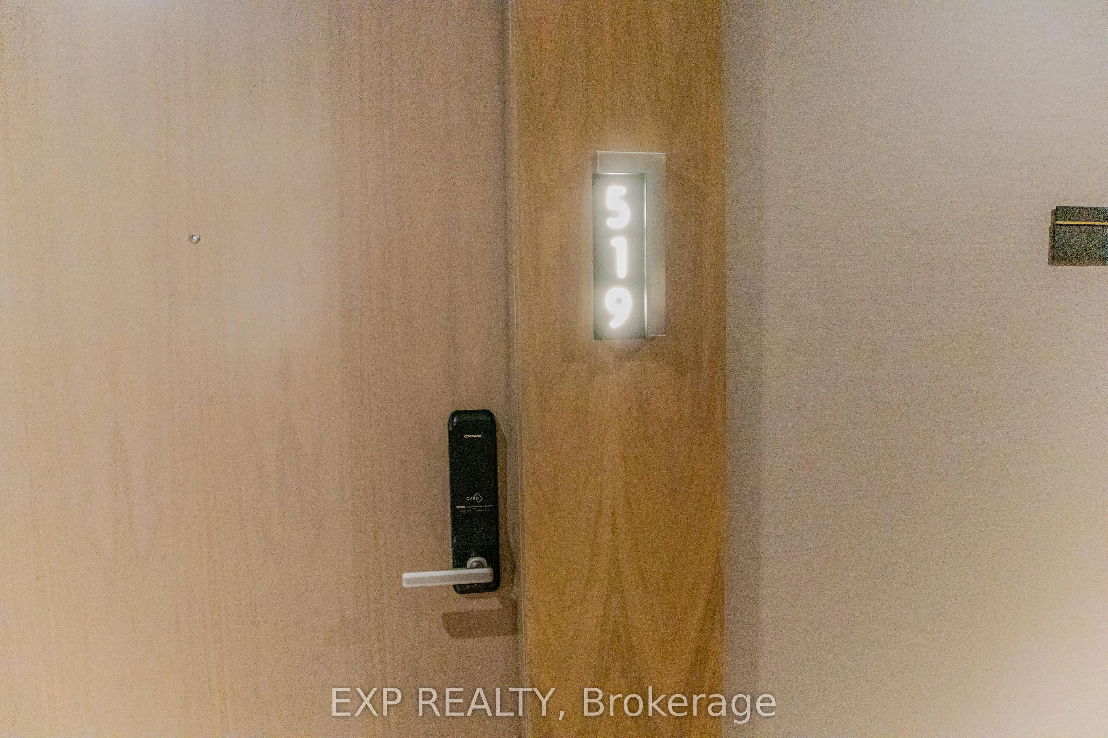 585 Bloor Street E, #519