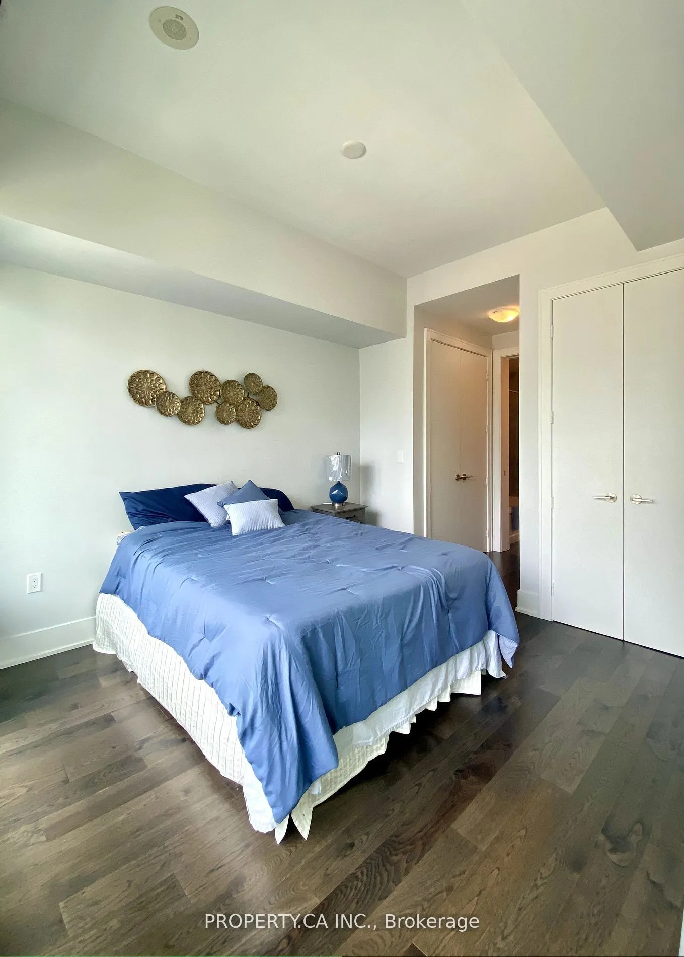 39 Queens Quay E, #735
