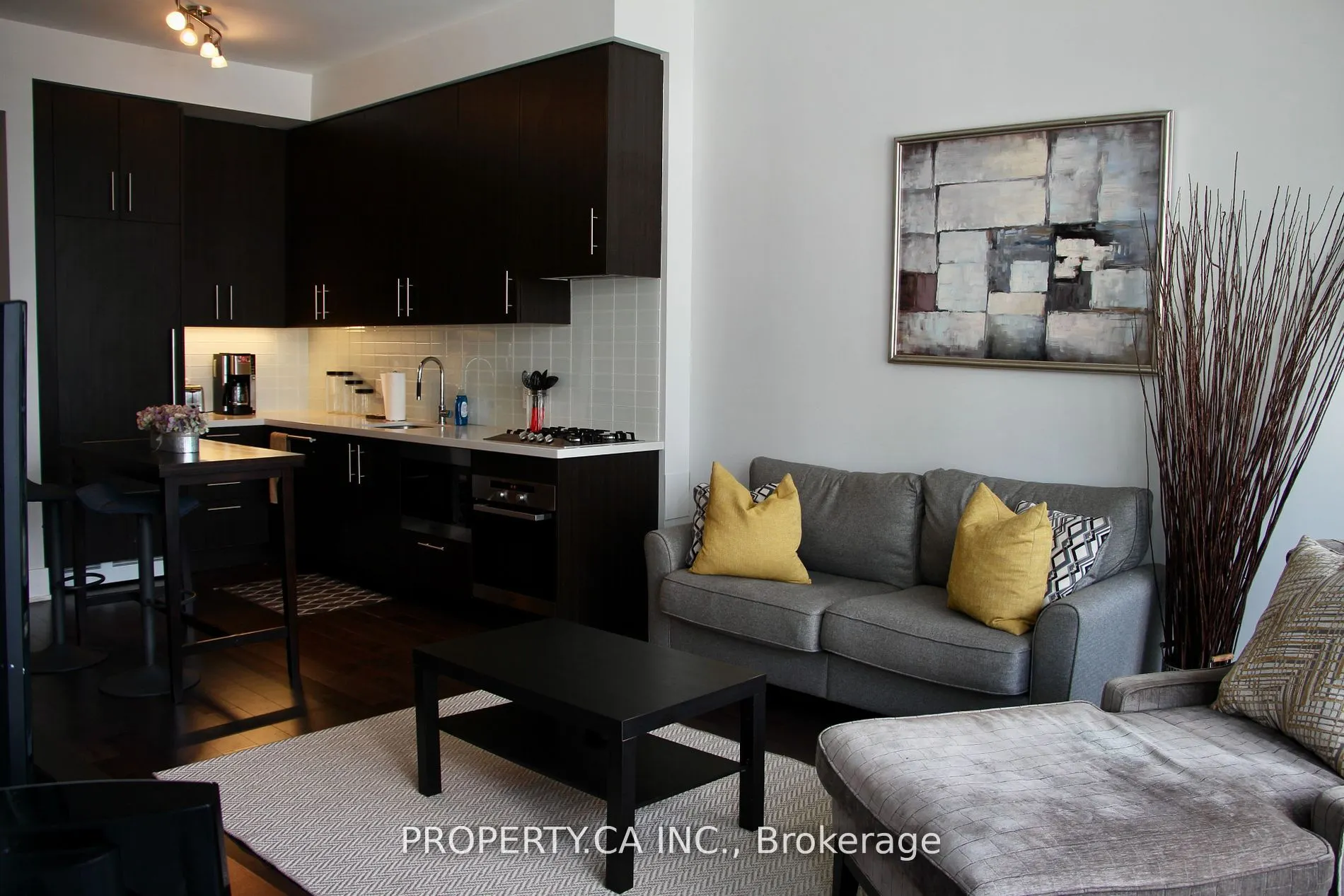39 Queens Quay E, #735