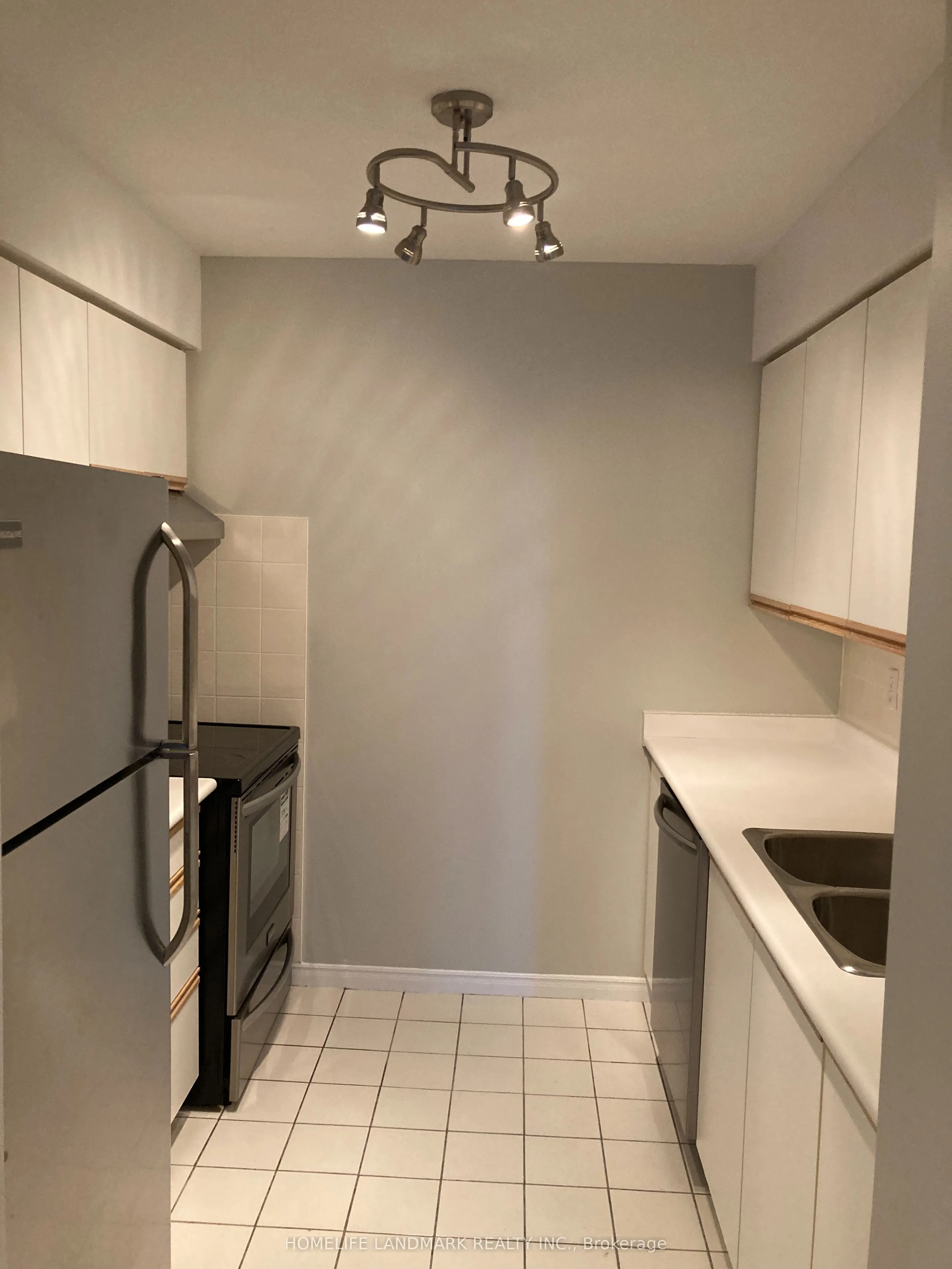 35 Empress Avenue, #1709