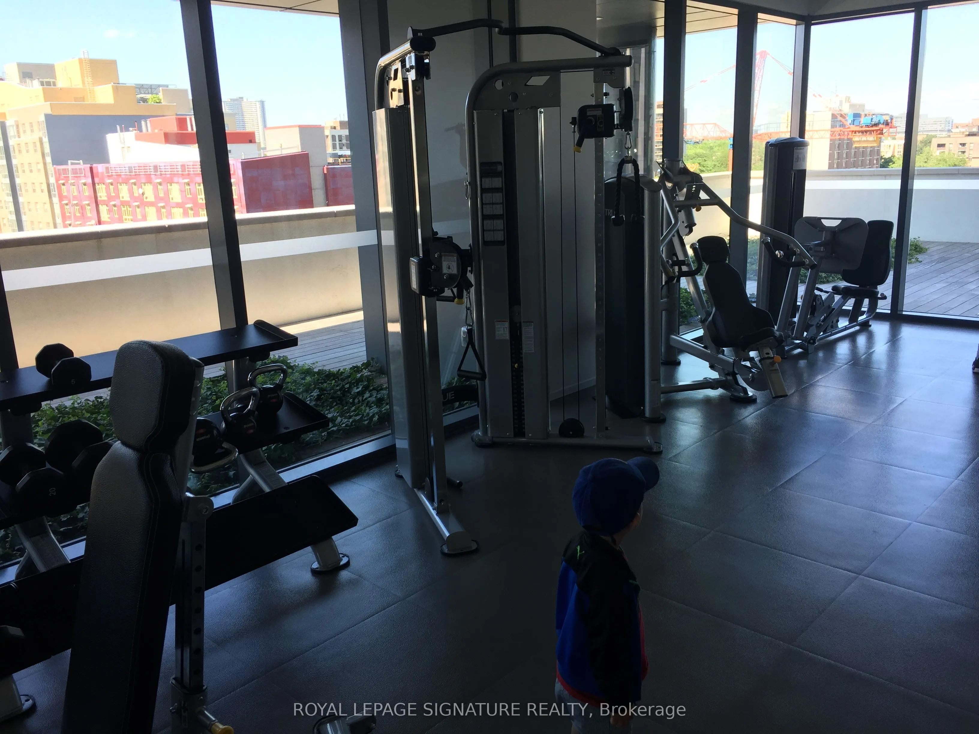 159 Dundas Street E, #411