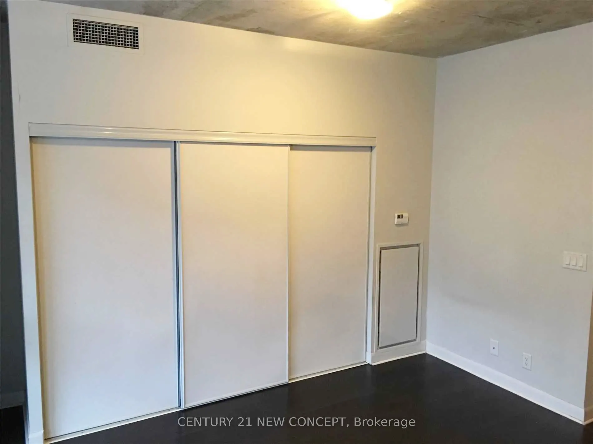 478 King Street W, #915