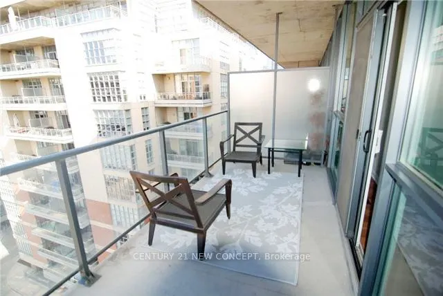 478 King Street W, #915