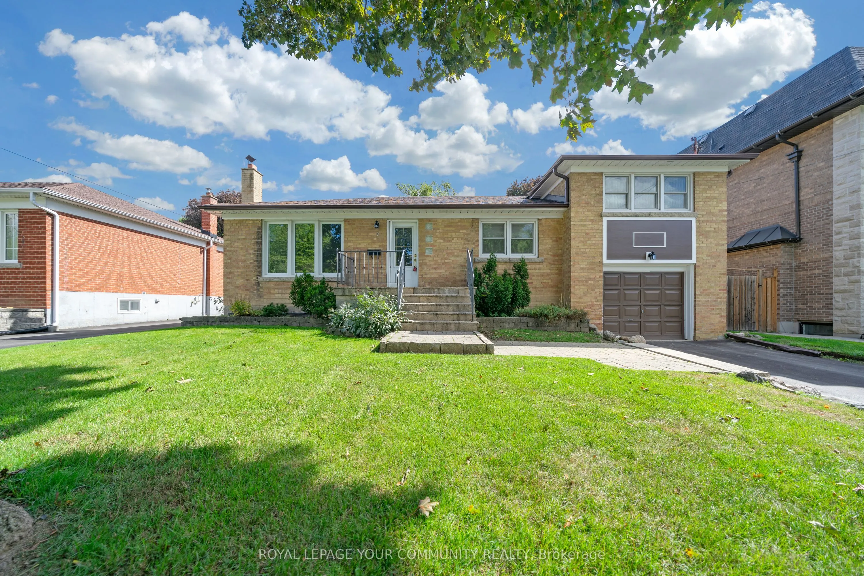 9 Theresa Avenue