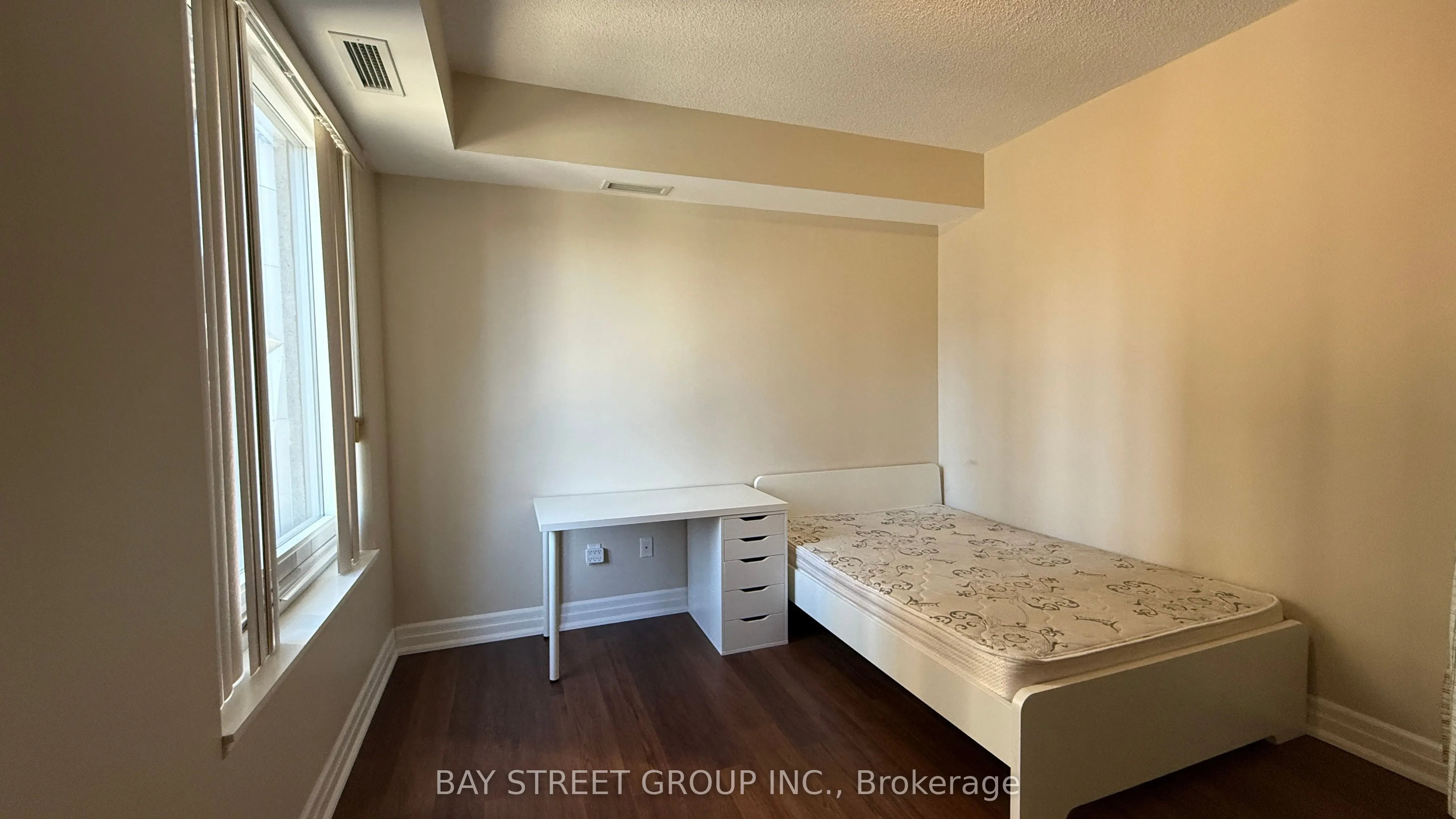 35 Balmuto Street, #1604