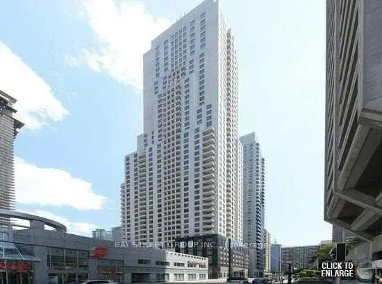 35 Balmuto Street, #1604