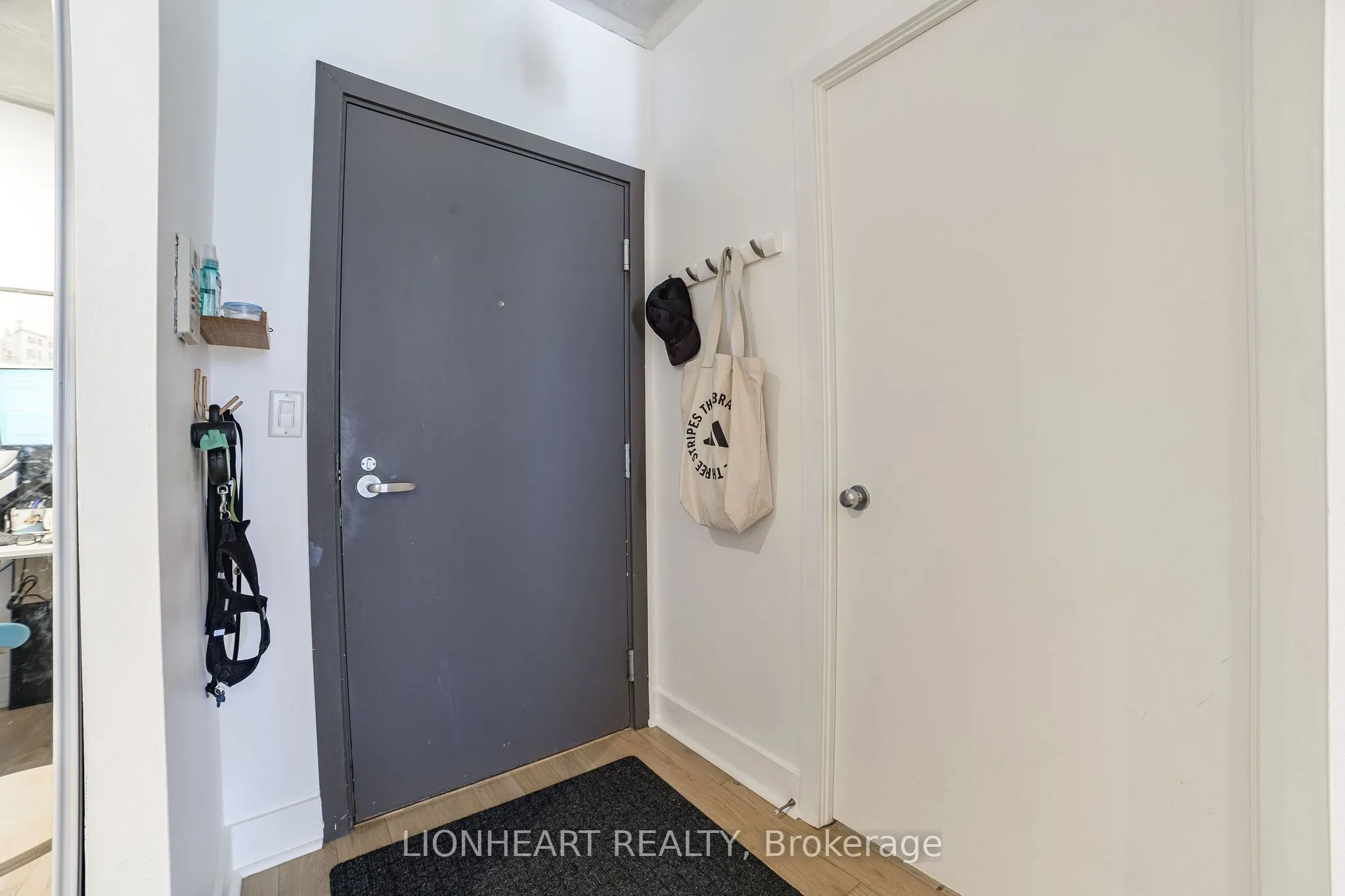 168 King Street, #610