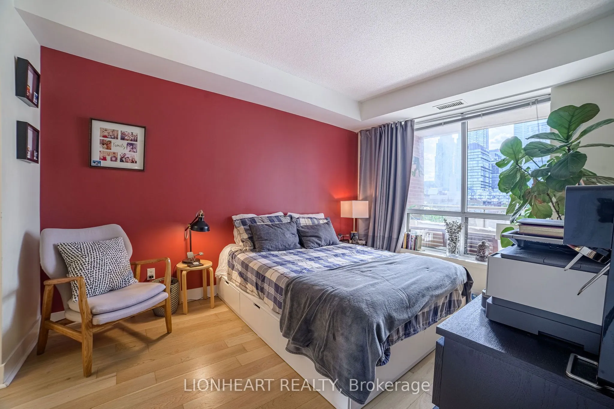 168 King Street, #610