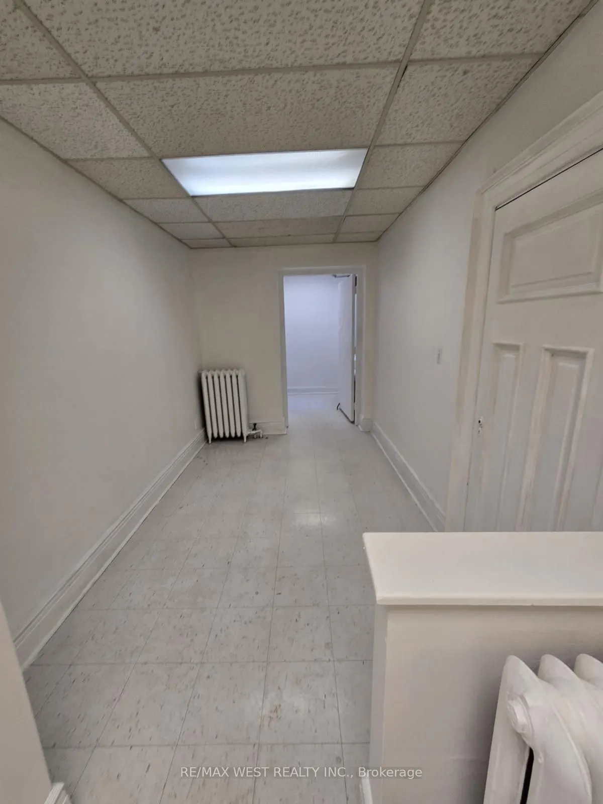 949 St Clair Avenue W, #2B